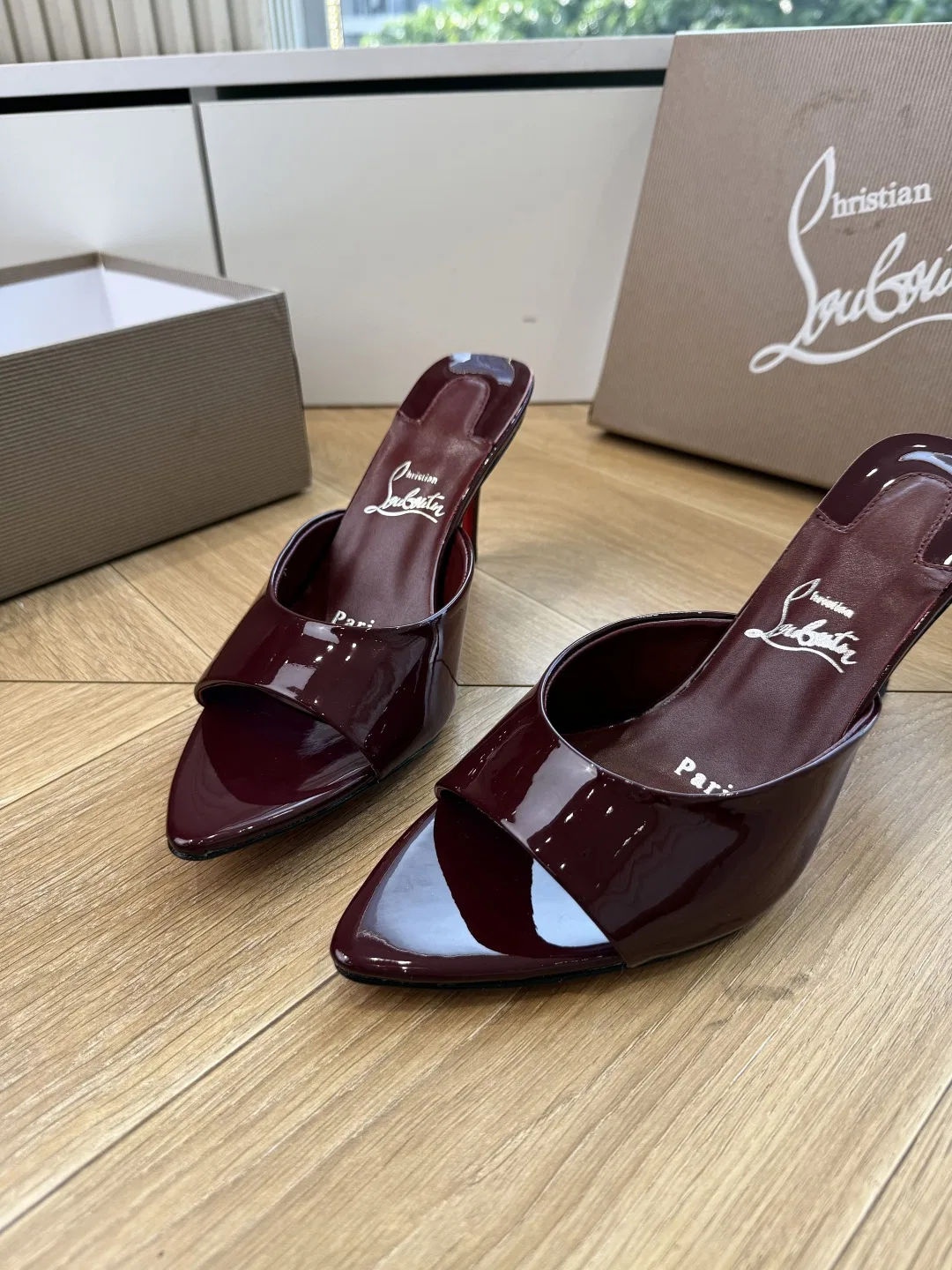 LOUBOUTIN 27FW MSFBUNF 012 구두 16