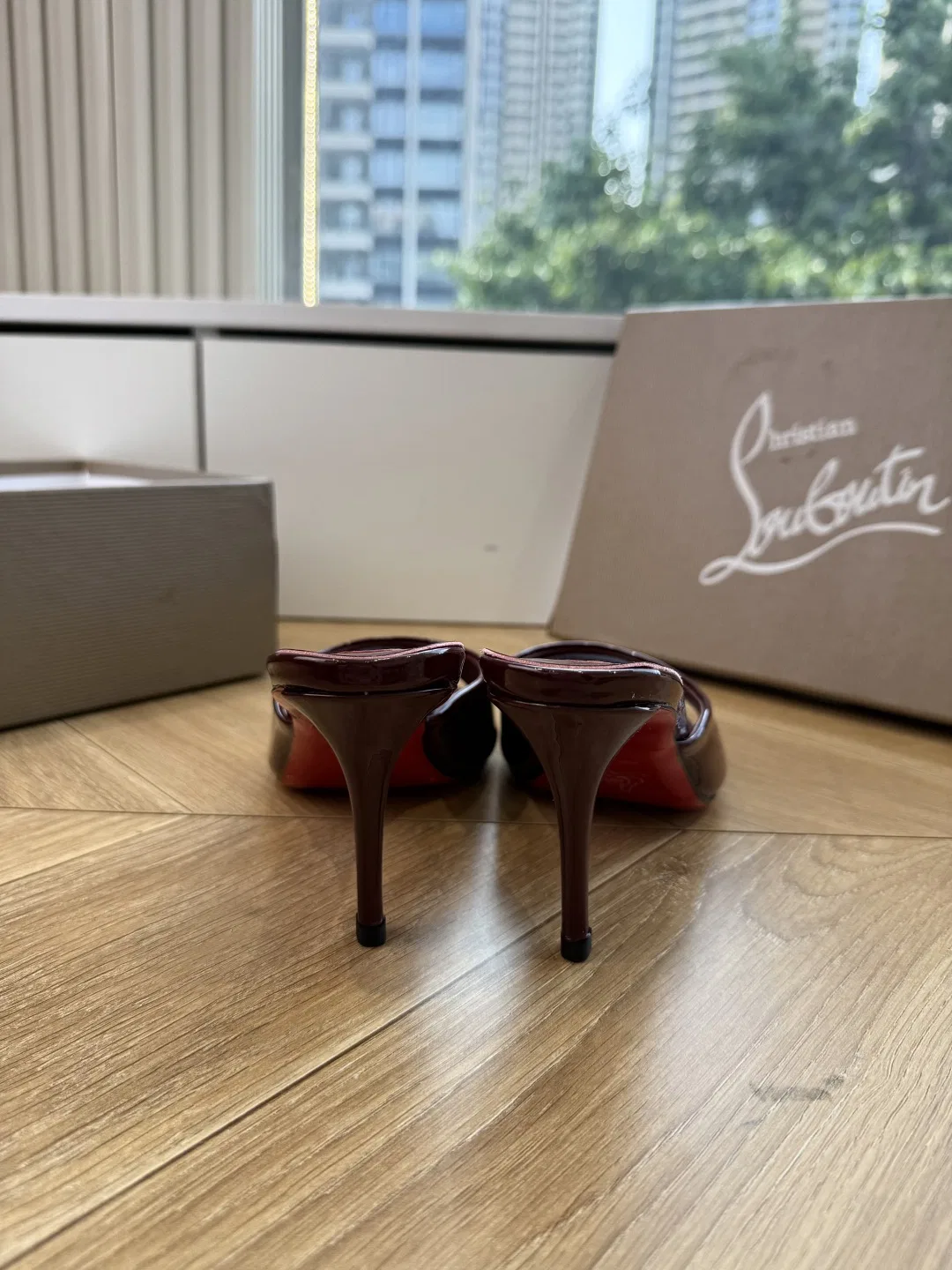 LOUBOUTIN 27FW MSFBUNF 012 구두 17