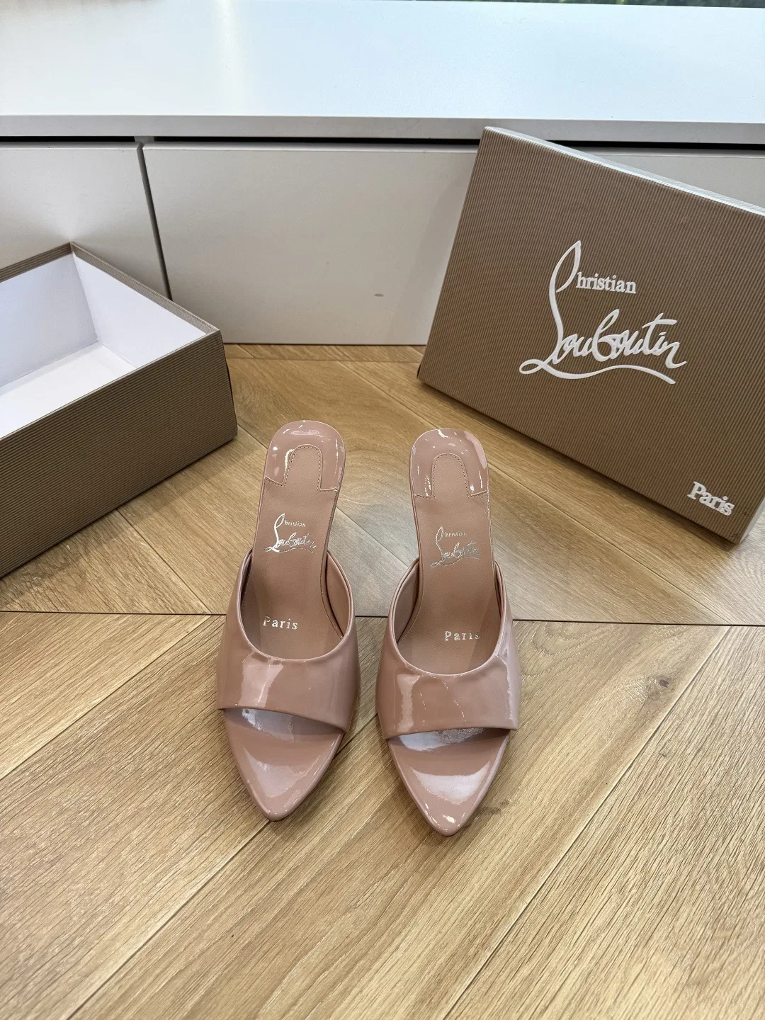 LOUBOUTIN 27FW MSFBUNF 012 구두 19