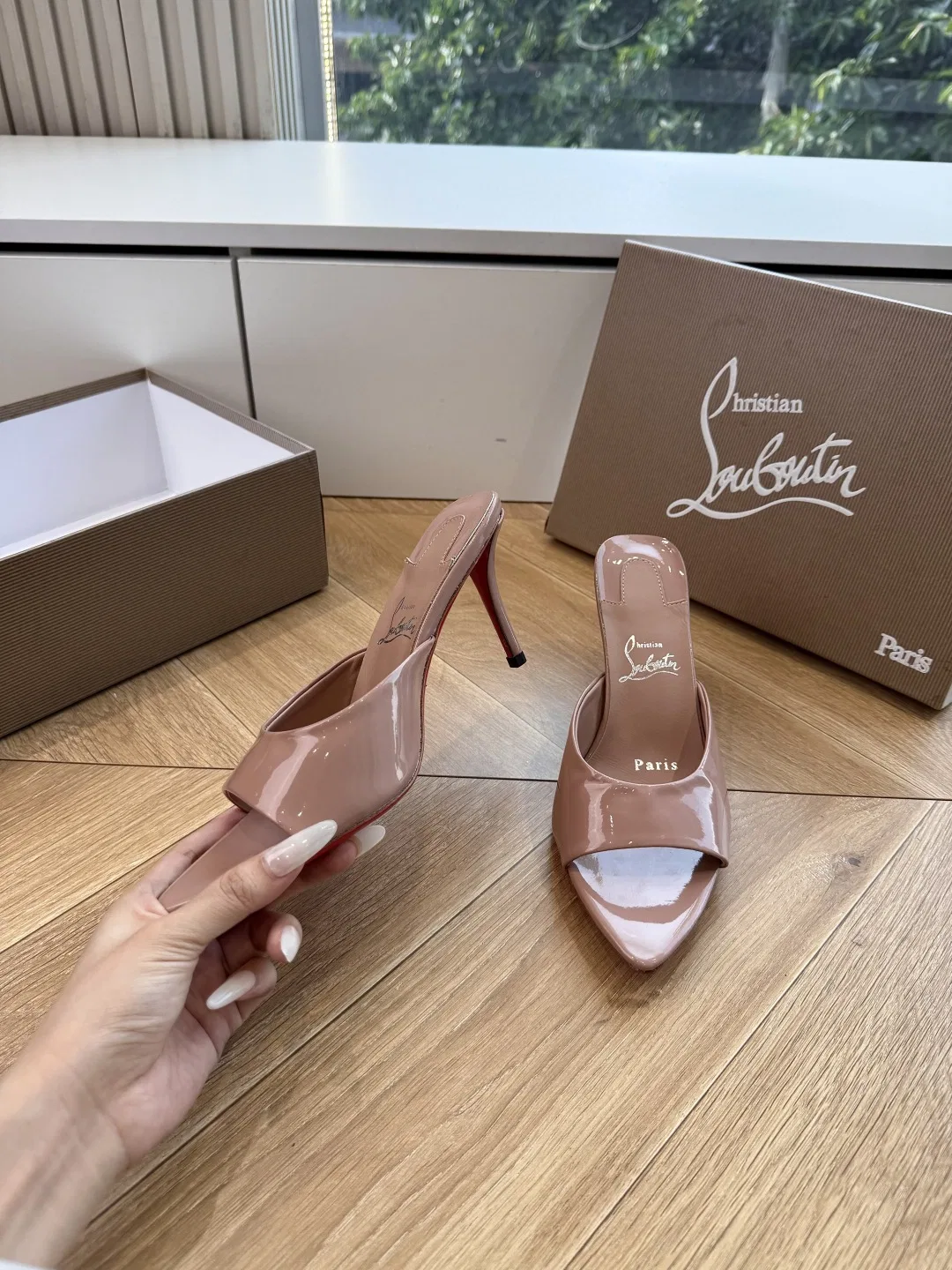 LOUBOUTIN 27FW MSFBUNF 012 구두 21