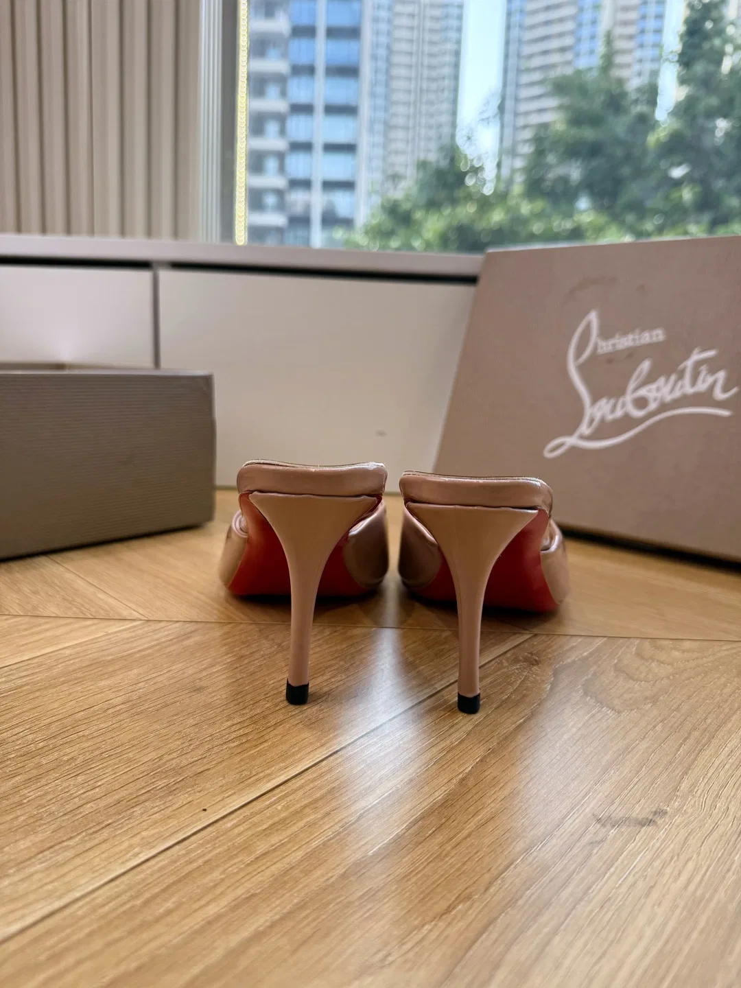 LOUBOUTIN 27FW MSFBUNF 012 구두 26