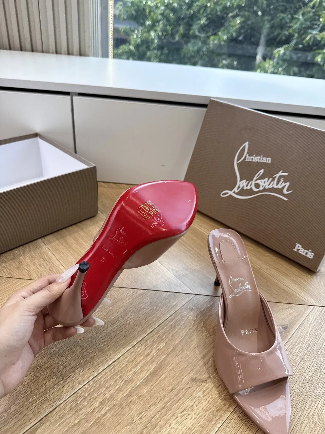 LOUBOUTIN 27FW MSFBUNF 012 구두 27