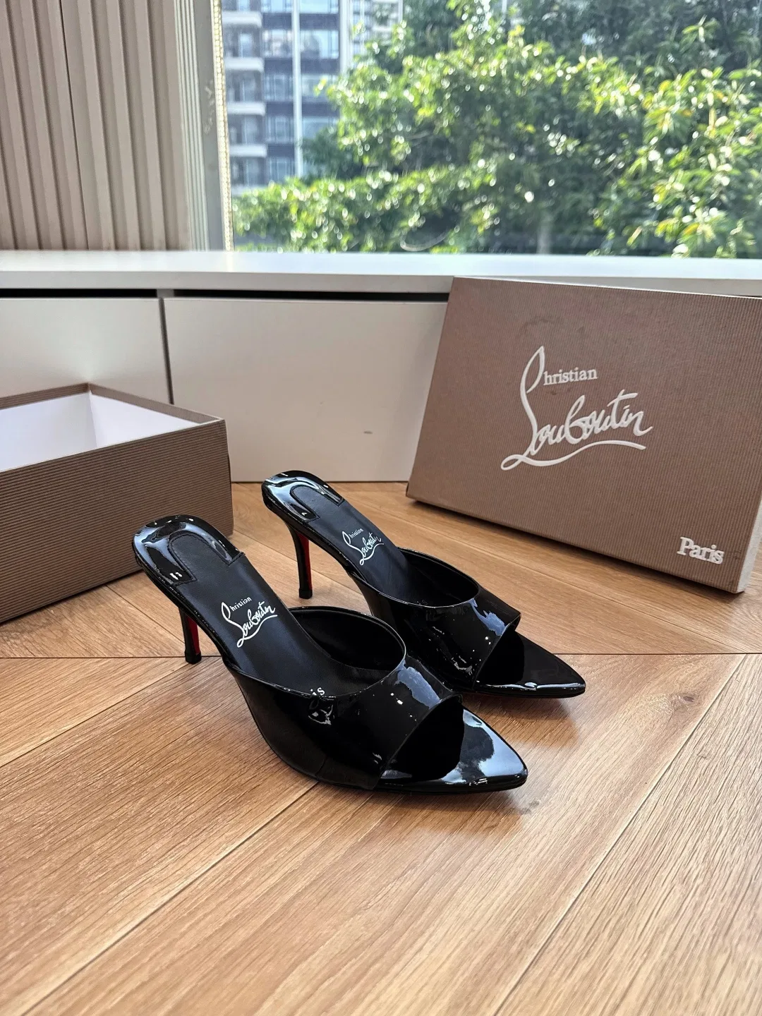 LOUBOUTIN 27FW MSFBUNF 012 구두 42