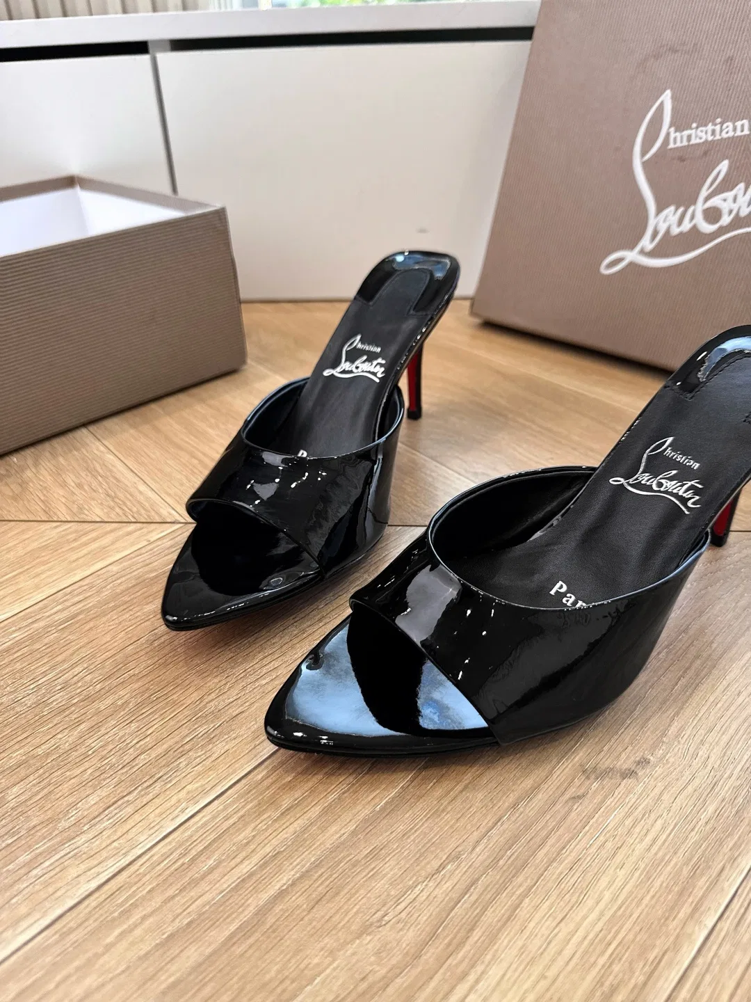 LOUBOUTIN 27FW MSFBUNF 012 구두 43