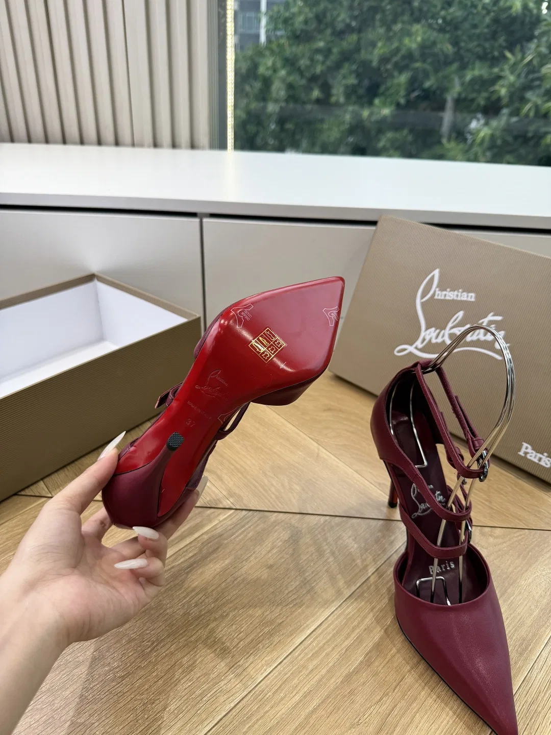 LOUBOUTIN 27FW MSFBUNF 014 구두 8