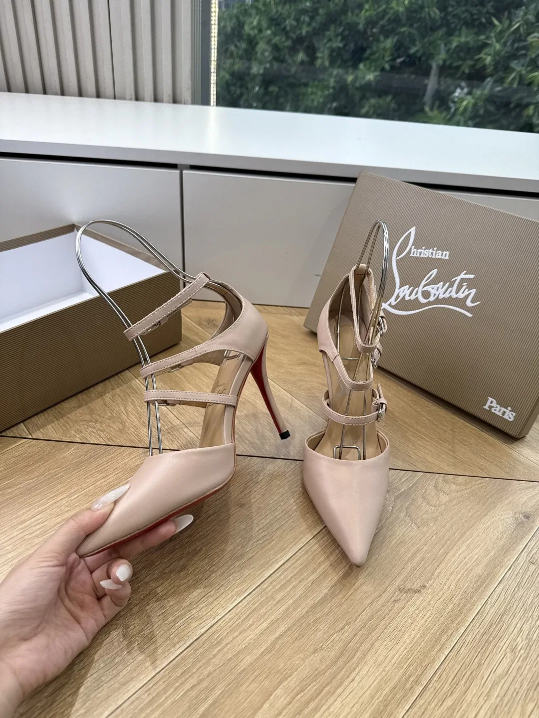 LOUBOUTIN 27FW MSFBUNF 014 구두 11