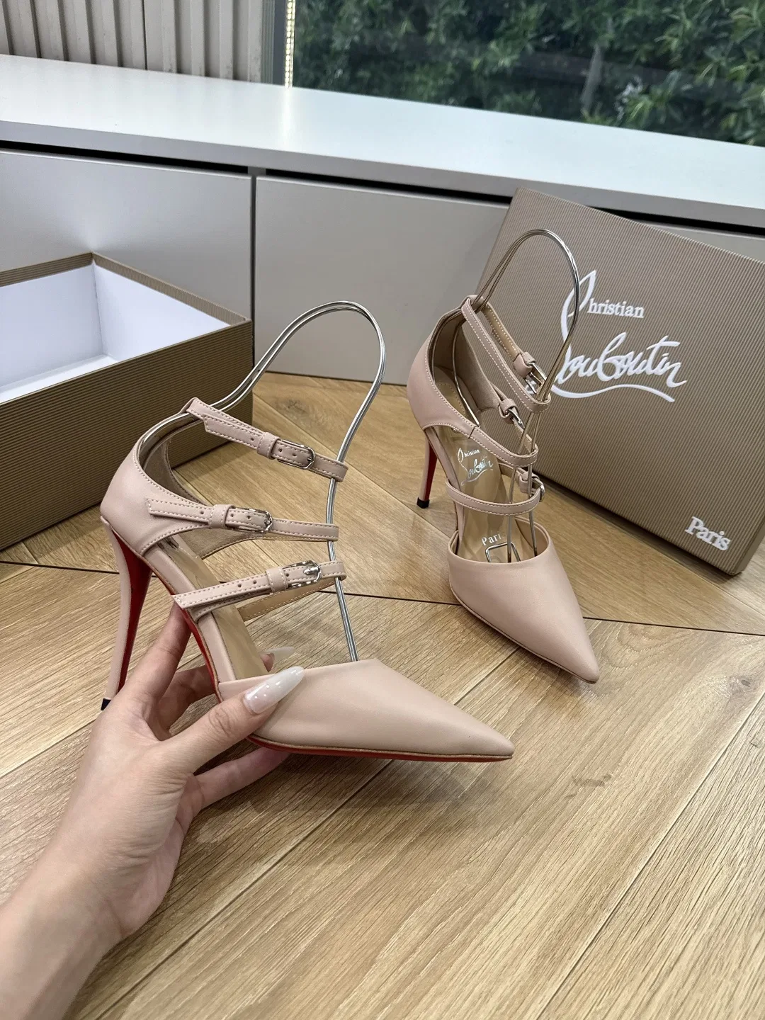 LOUBOUTIN 27FW MSFBUNF 014 구두 13