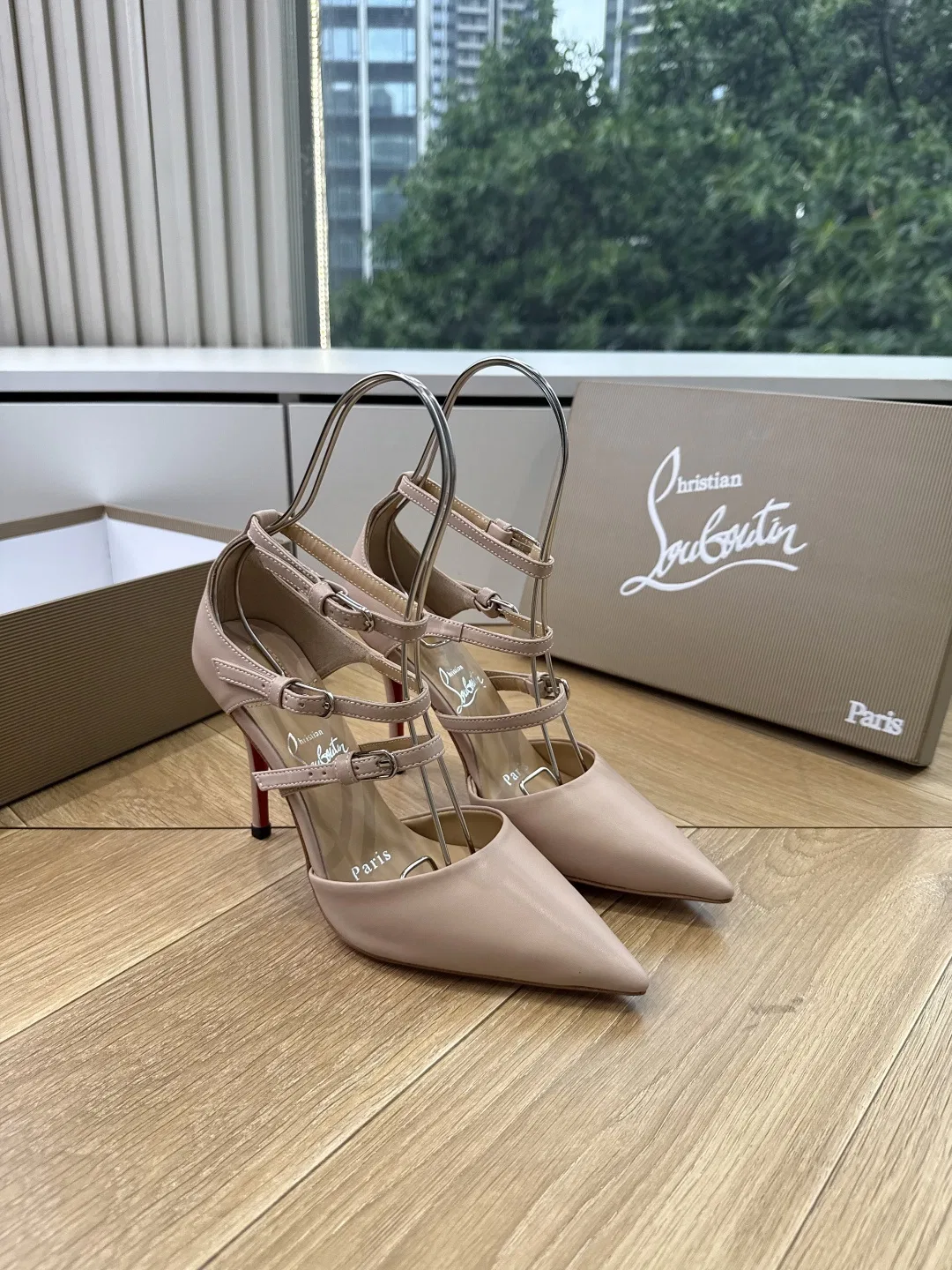 LOUBOUTIN 27FW MSFBUNF 014 구두 14