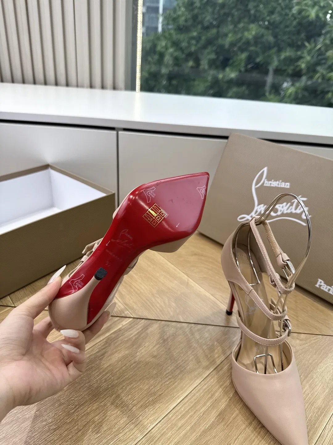 LOUBOUTIN 27FW MSFBUNF 014 구두 16
