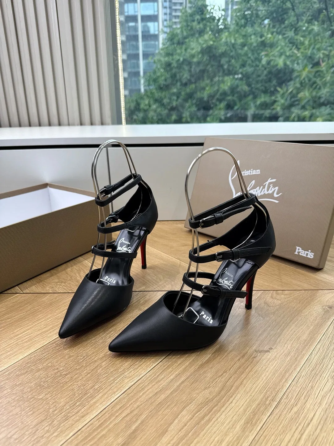 LOUBOUTIN 27FW MSFBUNF 014 구두 19