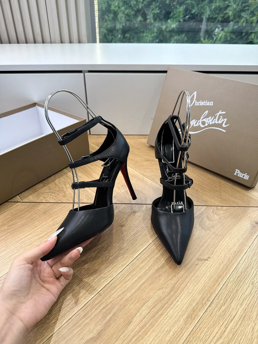 LOUBOUTIN 27FW MSFBUNF 014 구두 20