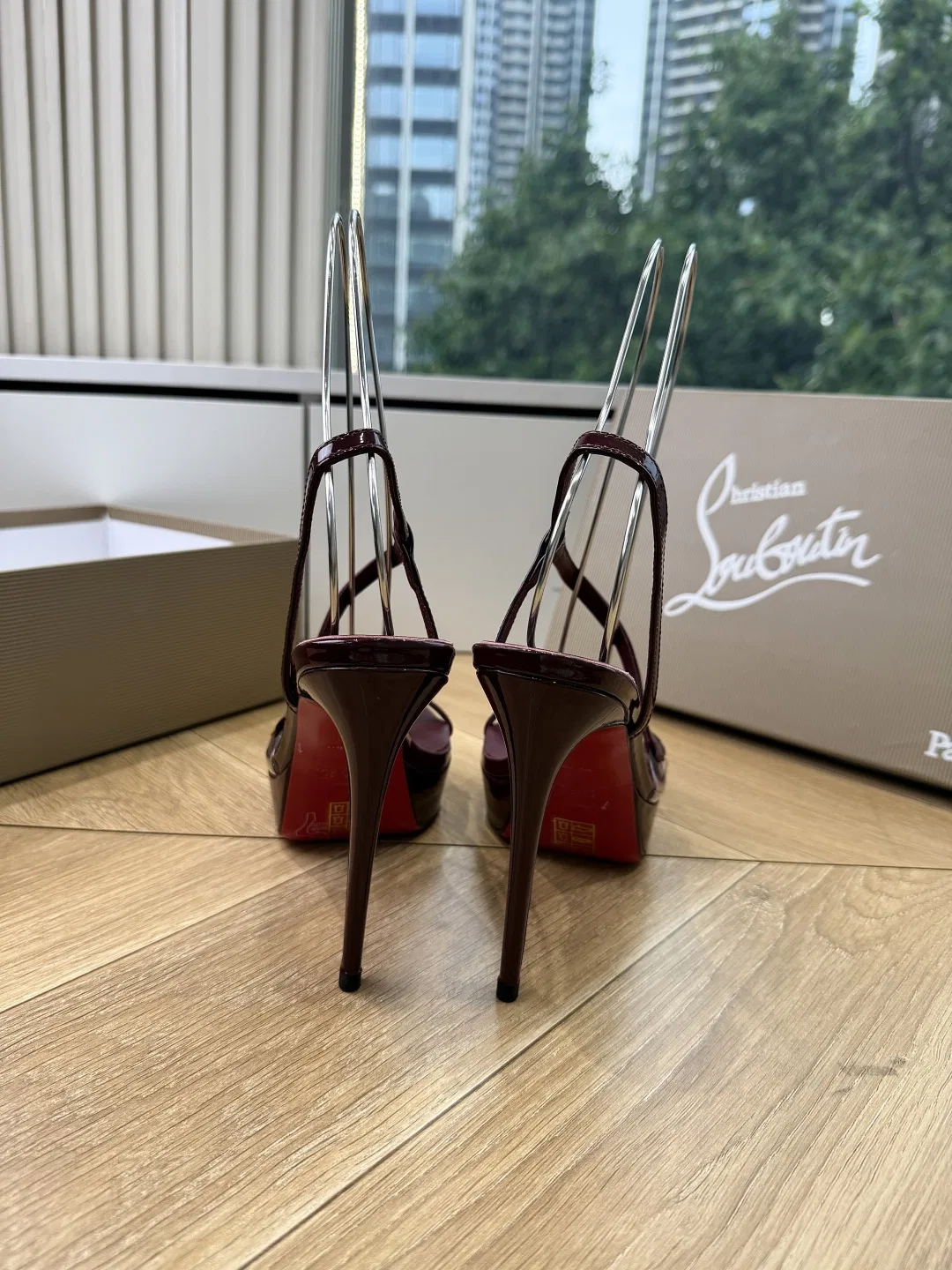 LOUBOUTIN 27FW MSFBUNF 015 구두 8