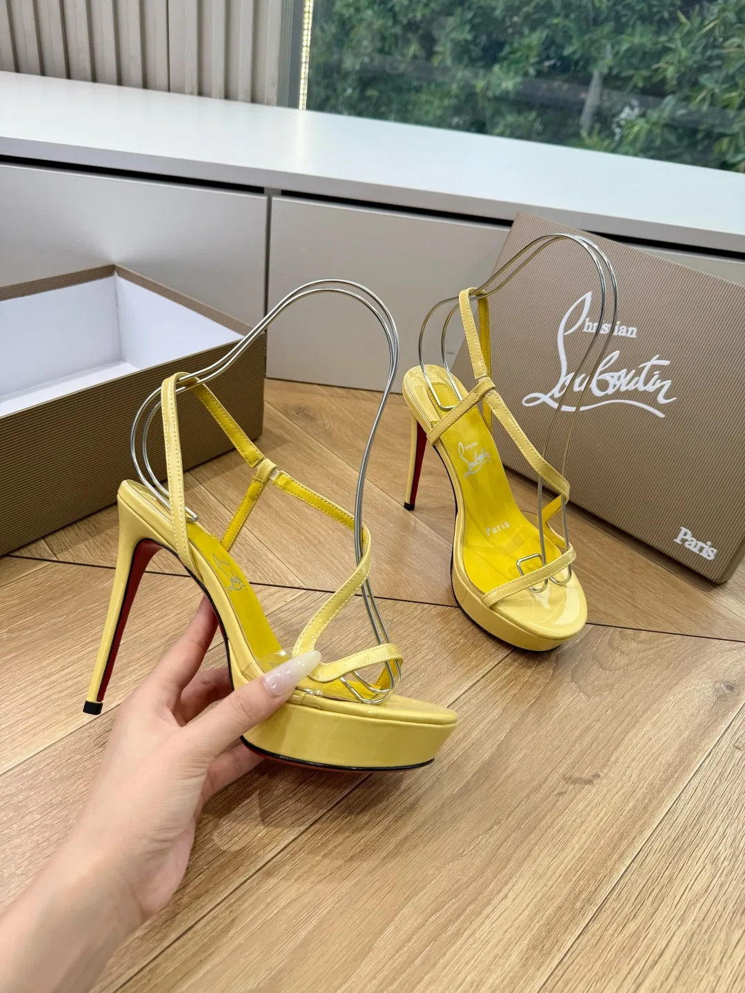 LOUBOUTIN 27FW MSFBUNF 015 구두 14
