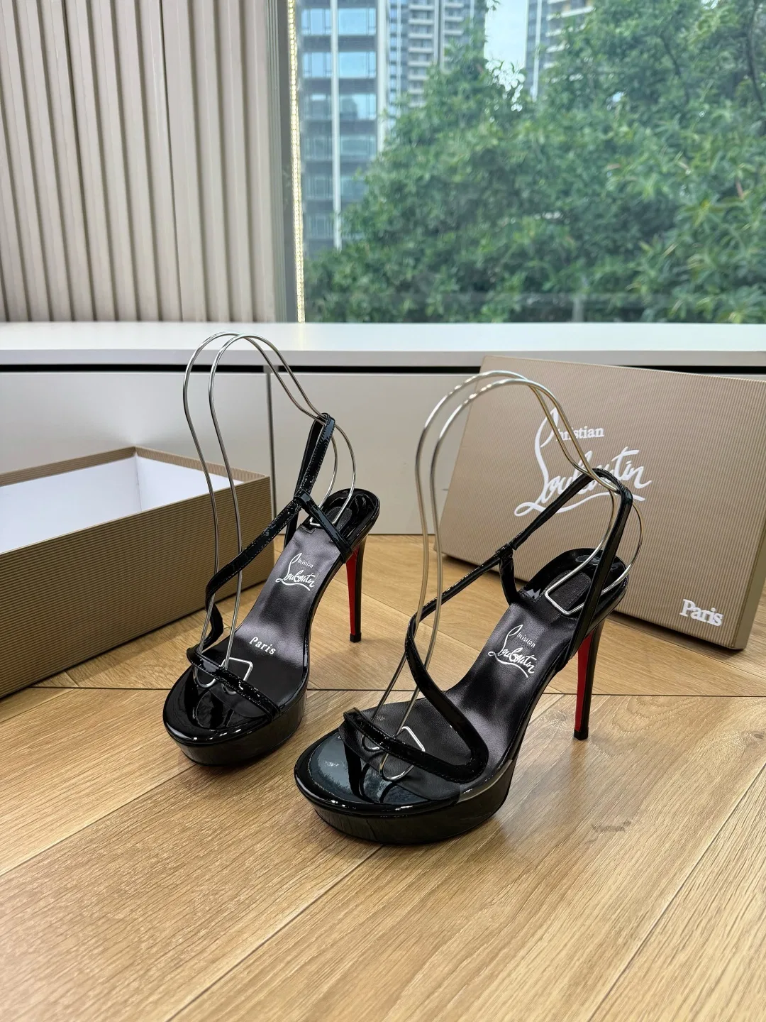 LOUBOUTIN 27FW MSFBUNF 015 구두 20
