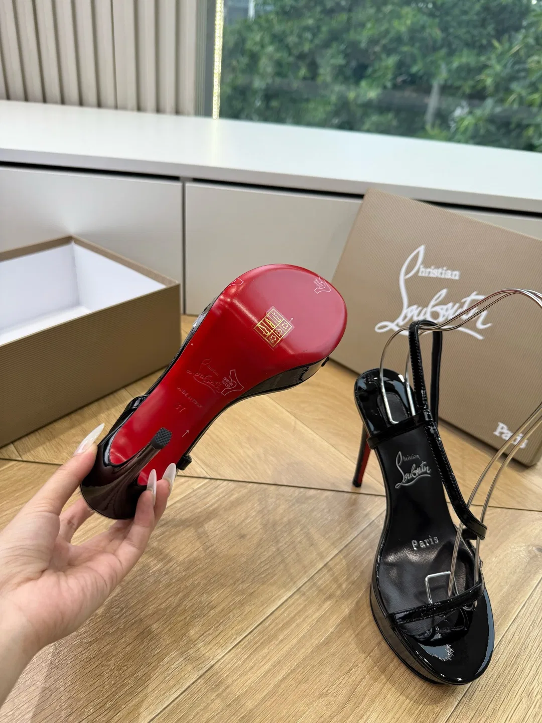LOUBOUTIN 27FW MSFBUNF 015 구두 27