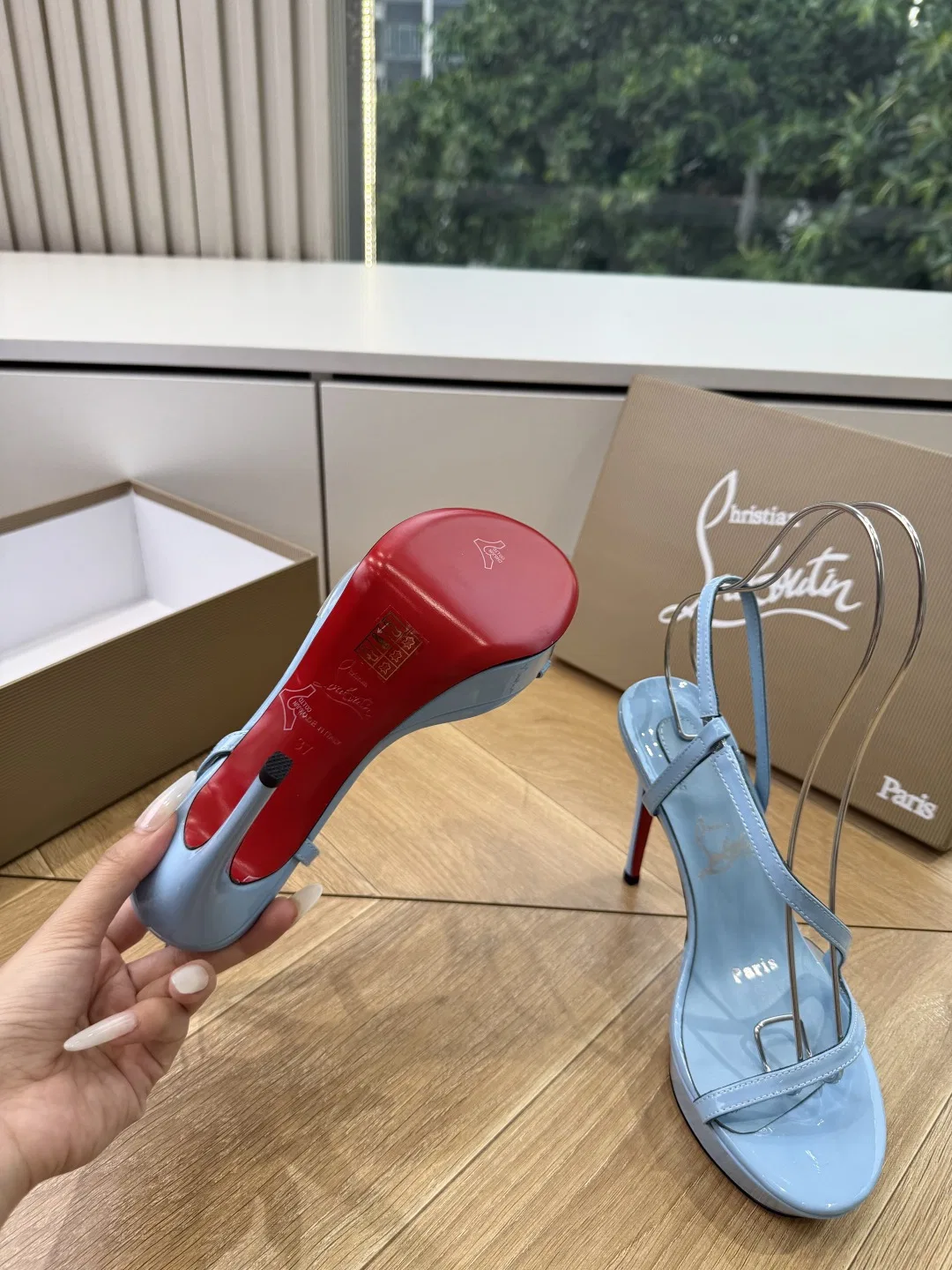 LOUBOUTIN 27FW MSFBUNF 015 구두 36