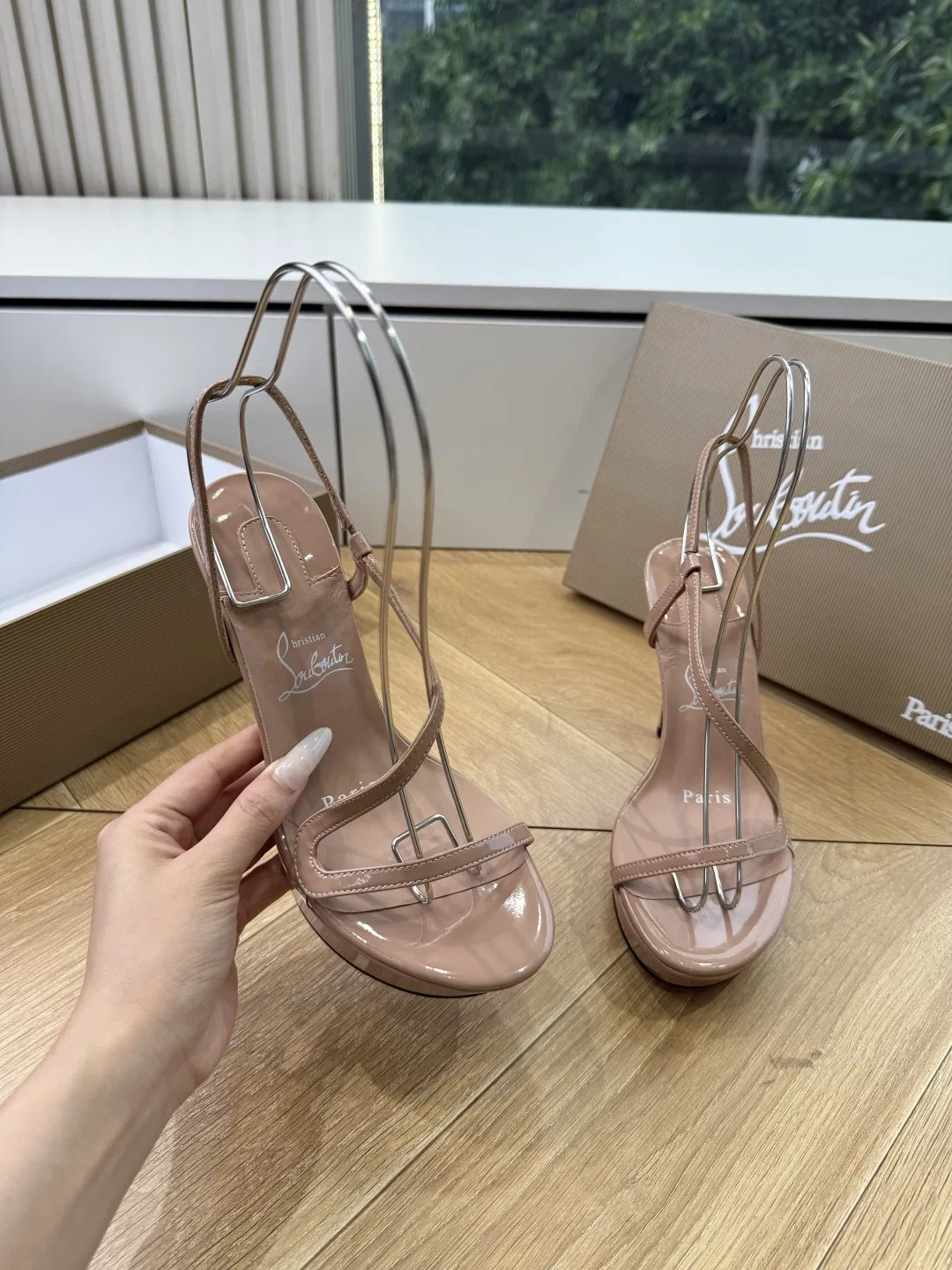 LOUBOUTIN 27FW MSFBUNF 015 구두 39