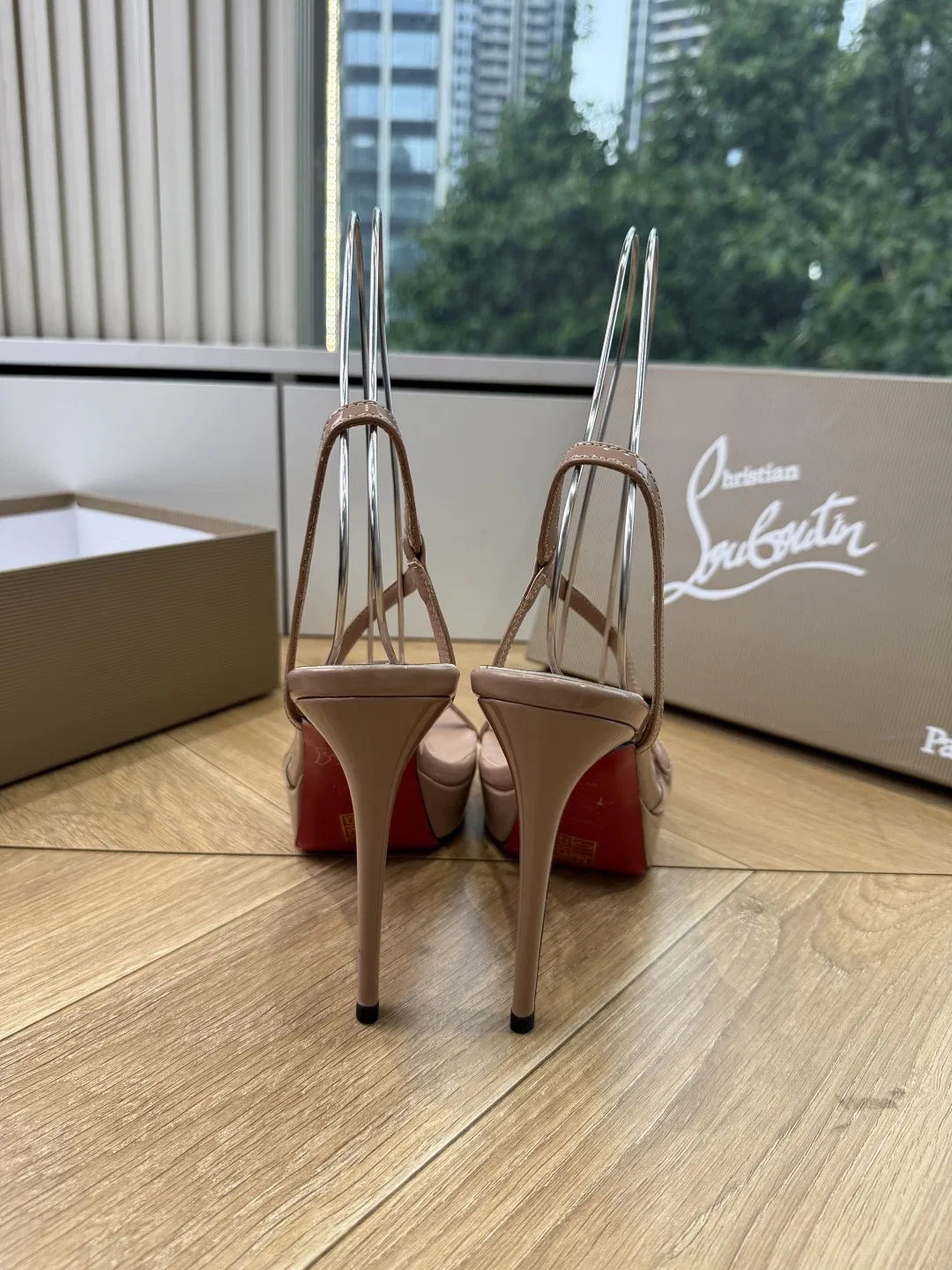 LOUBOUTIN 27FW MSFBUNF 015 구두 43