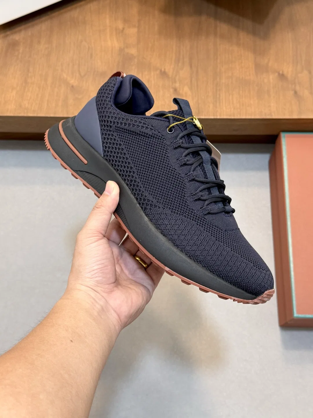 LP 27FW GKJJQIF 001 스니커즈 13