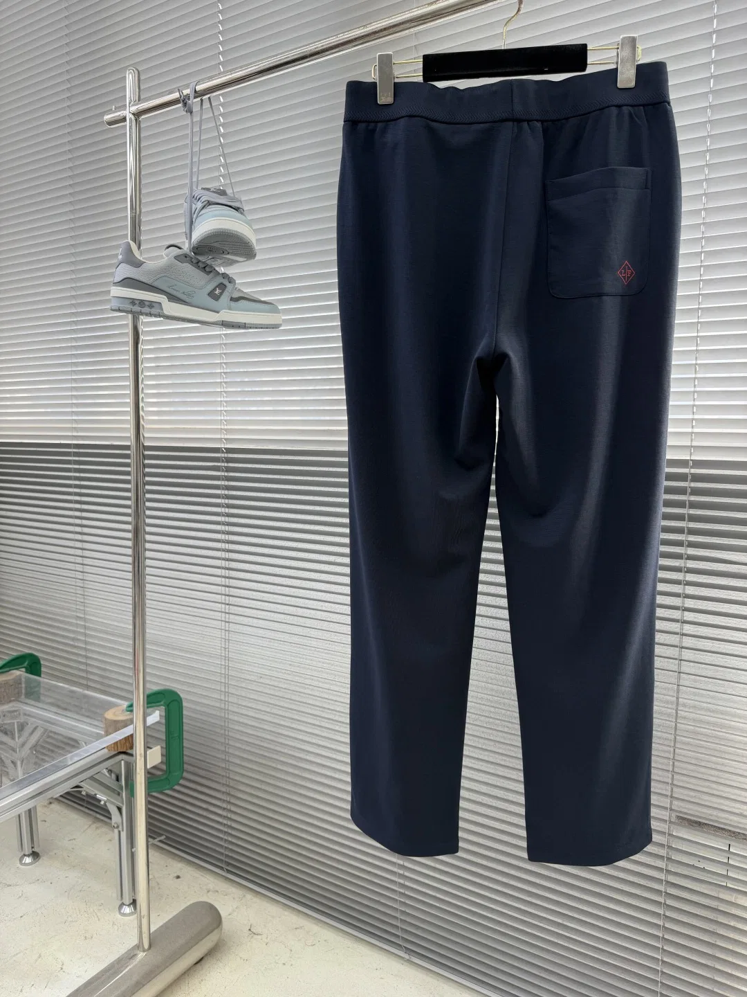 LP 27FW UOUXSPU 016 스웻팬츠 9