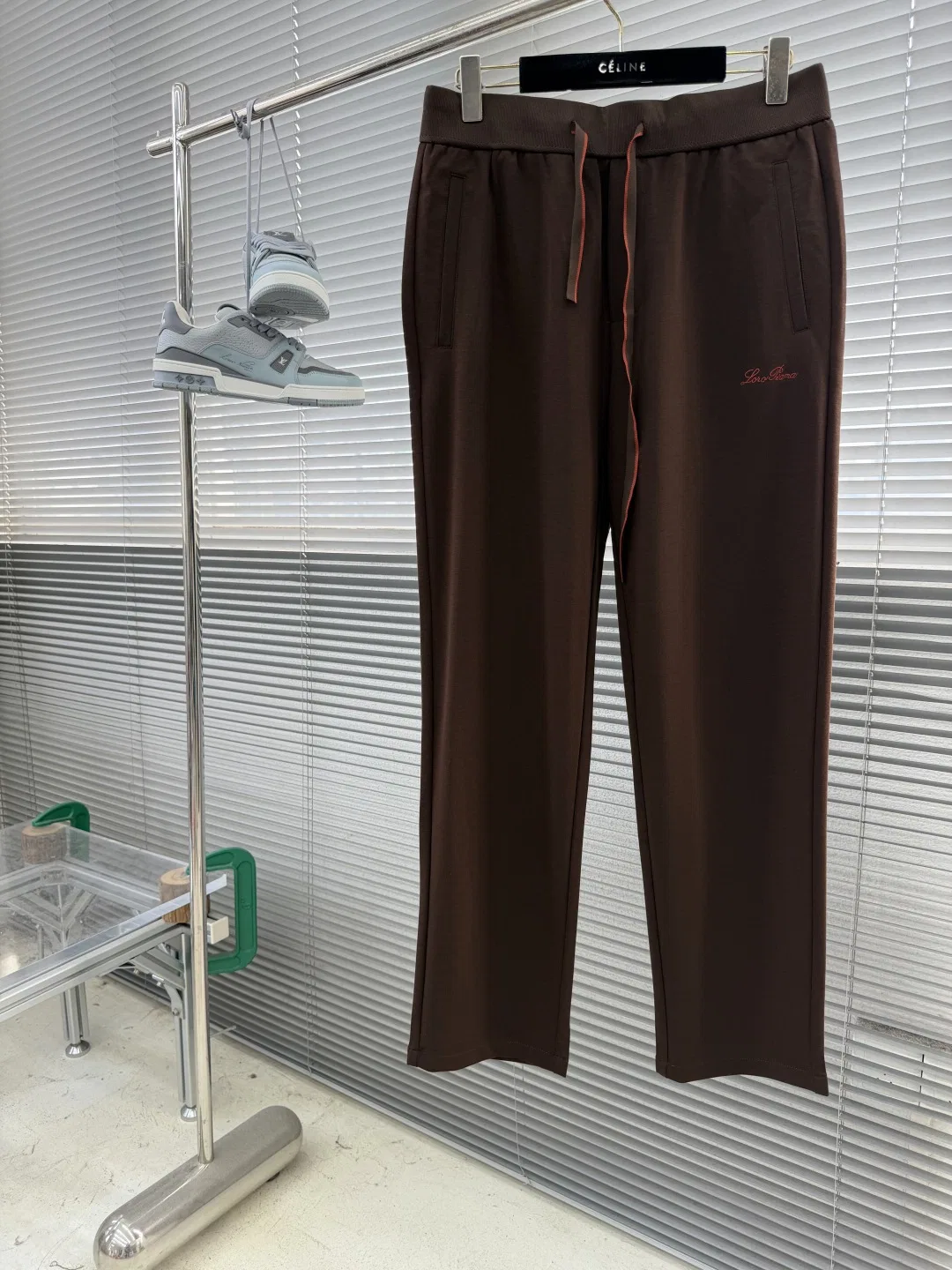 LP 27FW UOUXSPU 016 스웻팬츠 16