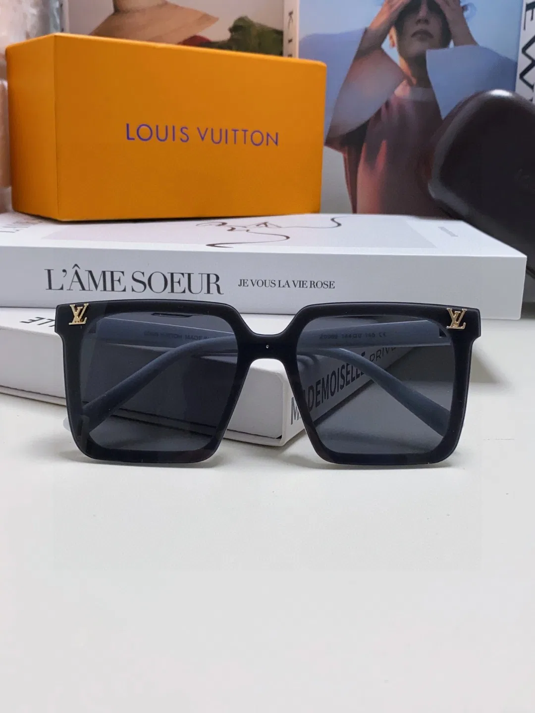 LV 27FW AKUCGHD 013 선글라스 7