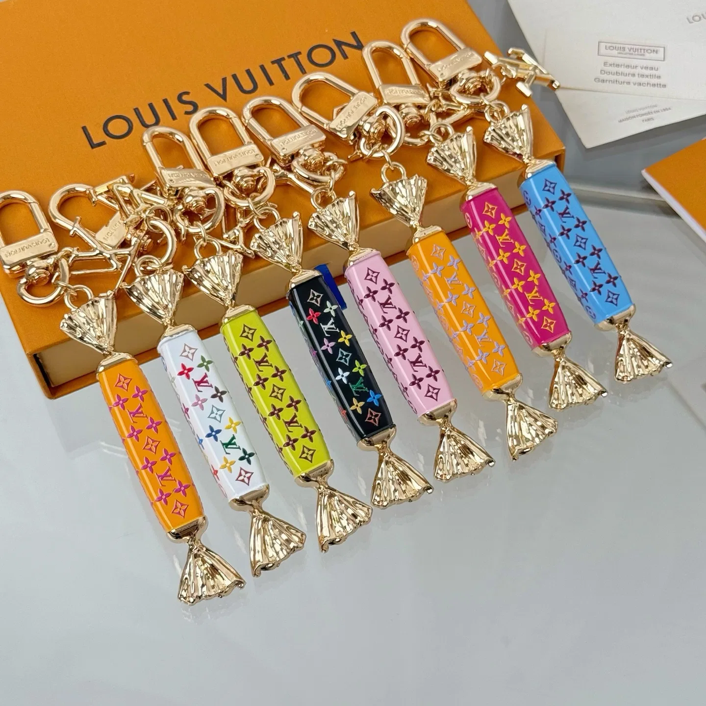LV 27FW AKUCGHD 017 키링 14