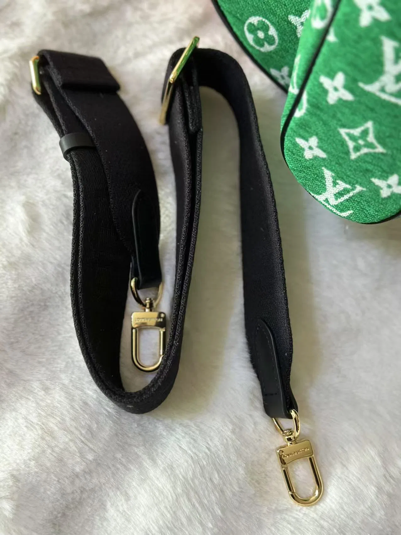 LV 27FW AKUCGHD 036 테니스라켓 11