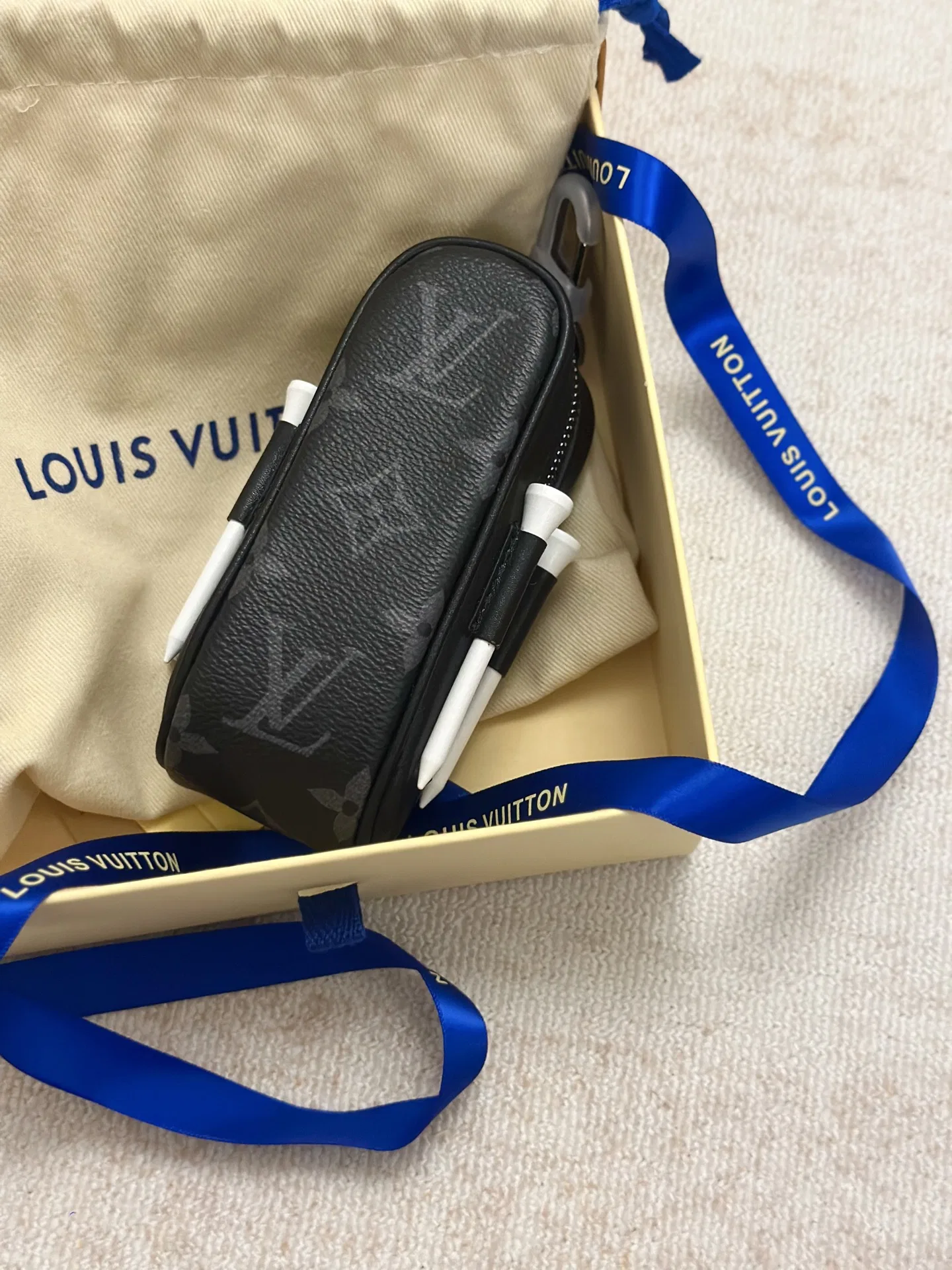 LV 27FW AKUCGHD 041 골프공케이스 22