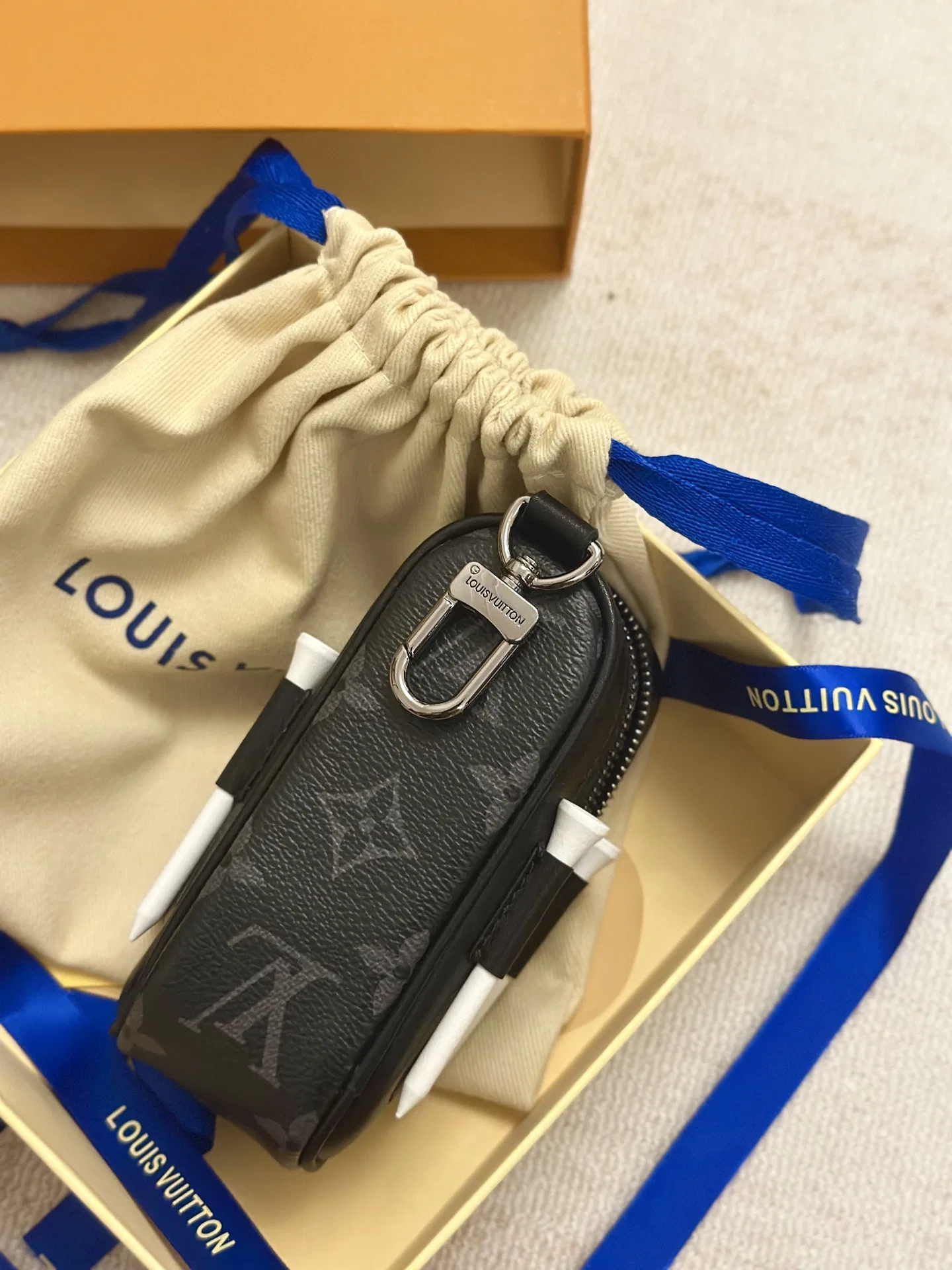 LV 27FW AKUCGHD 041 골프공케이스 23