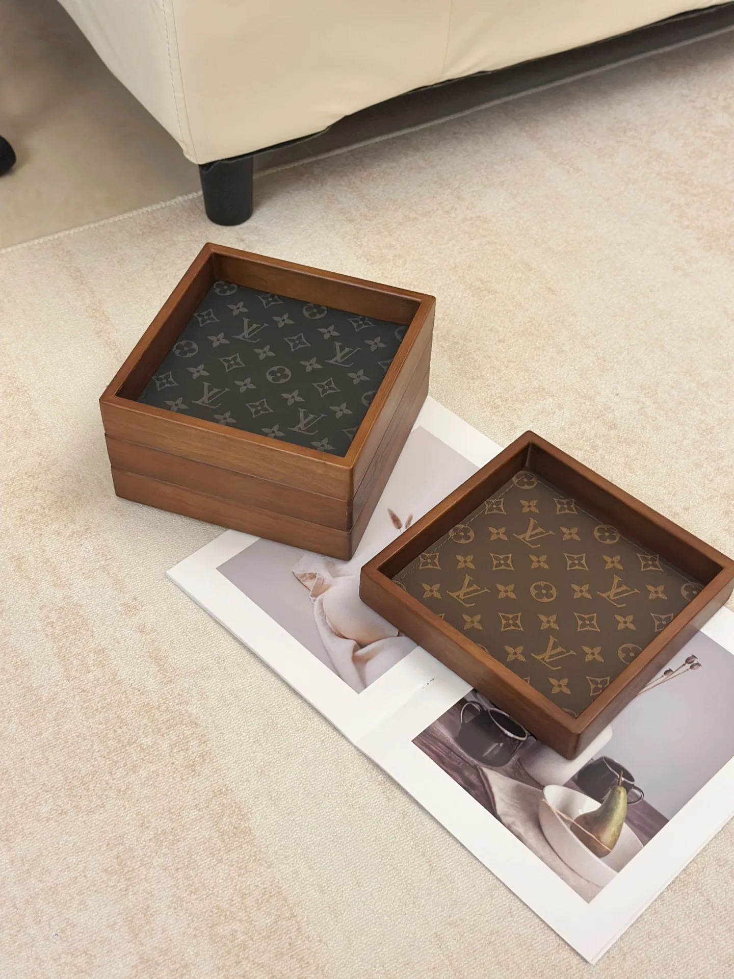 LV 27FW AKUCGHD 043 트레이 9