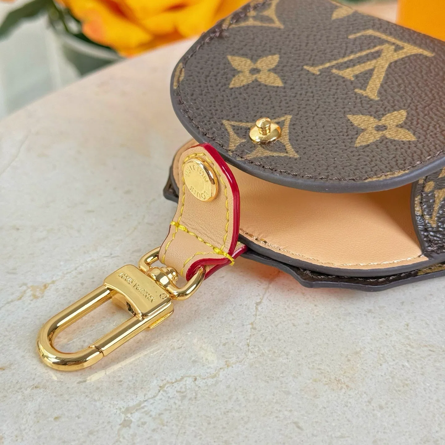 LV 27FW AKUCGHD 050 키링 8