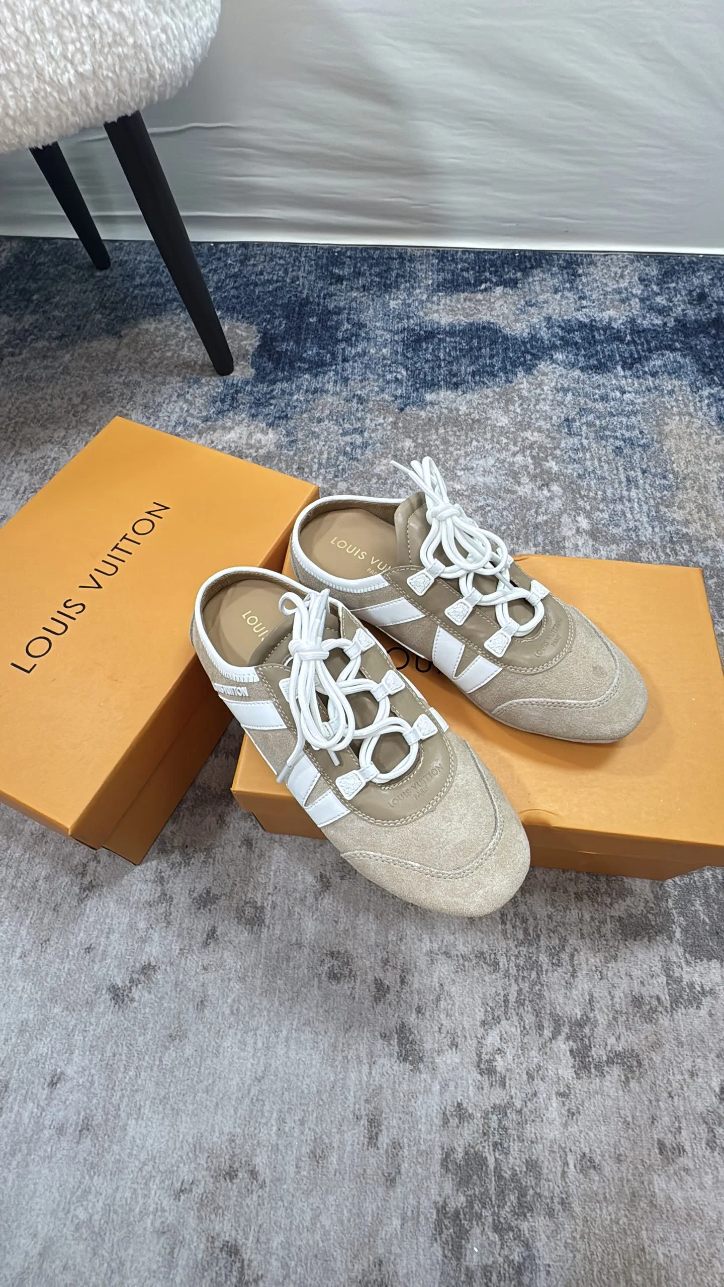 LV 27FW AKUCGHD 066 운동화 20
