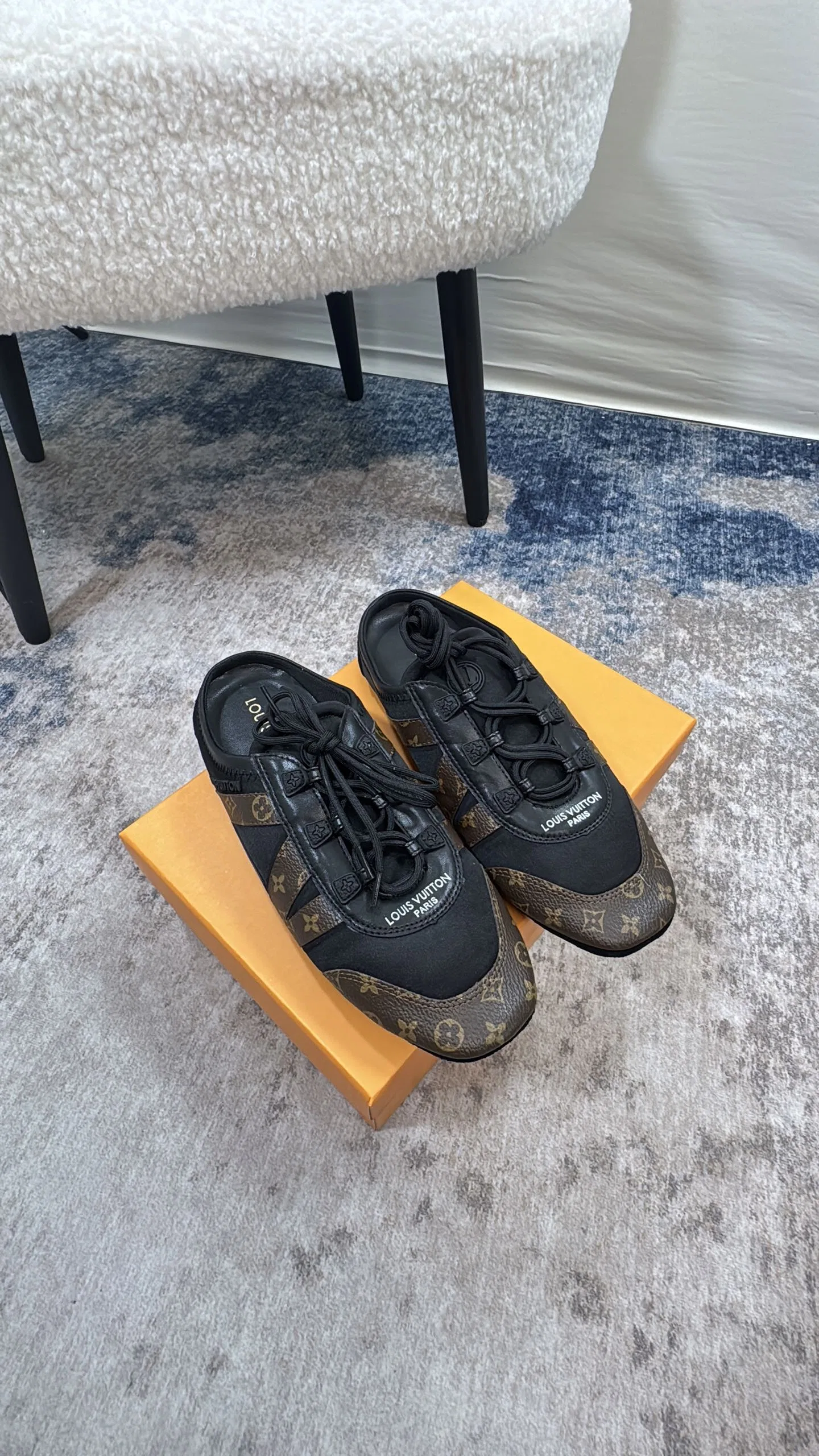 LV 27FW AKUCGHD 066 운동화 25