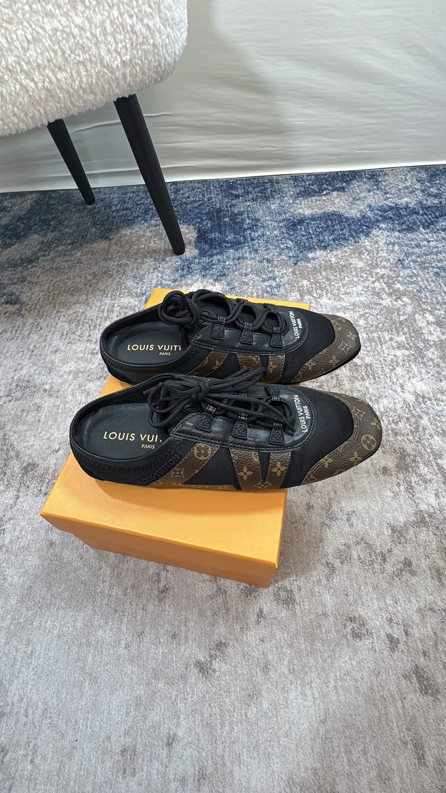 LV 27FW AKUCGHD 066 운동화 27