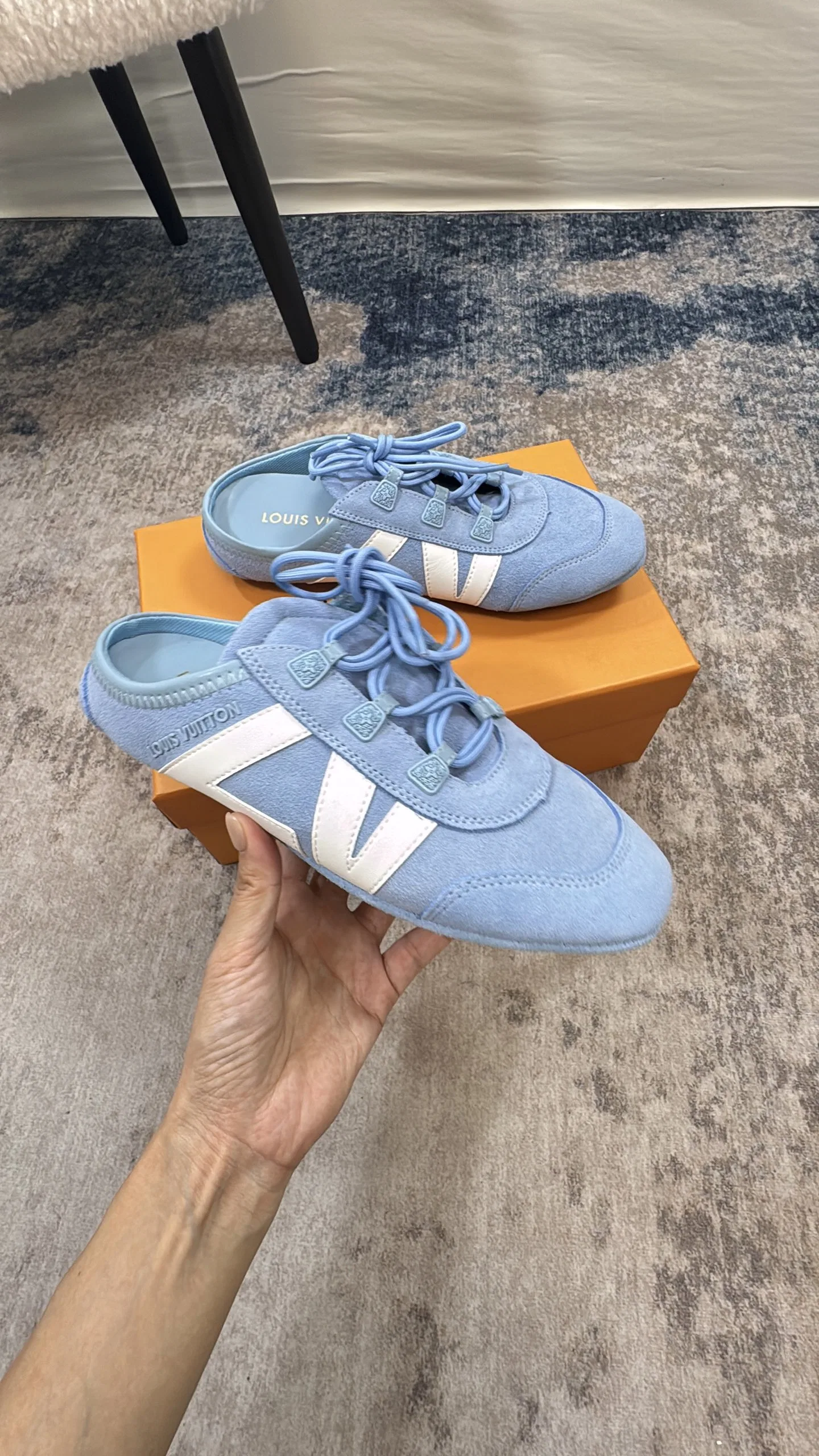 LV 27FW AKUCGHD 066 운동화 33