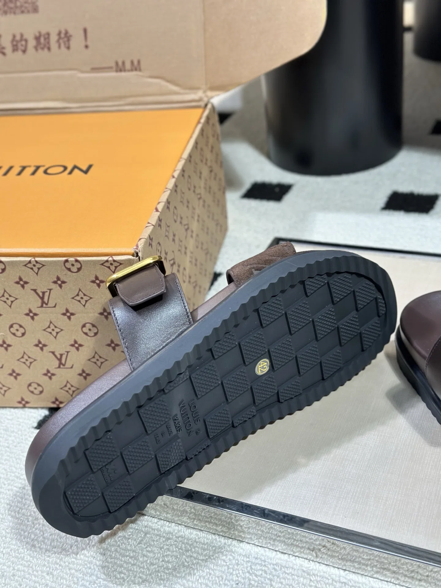 LV 27FW AKUCGHD 067 샌들 27