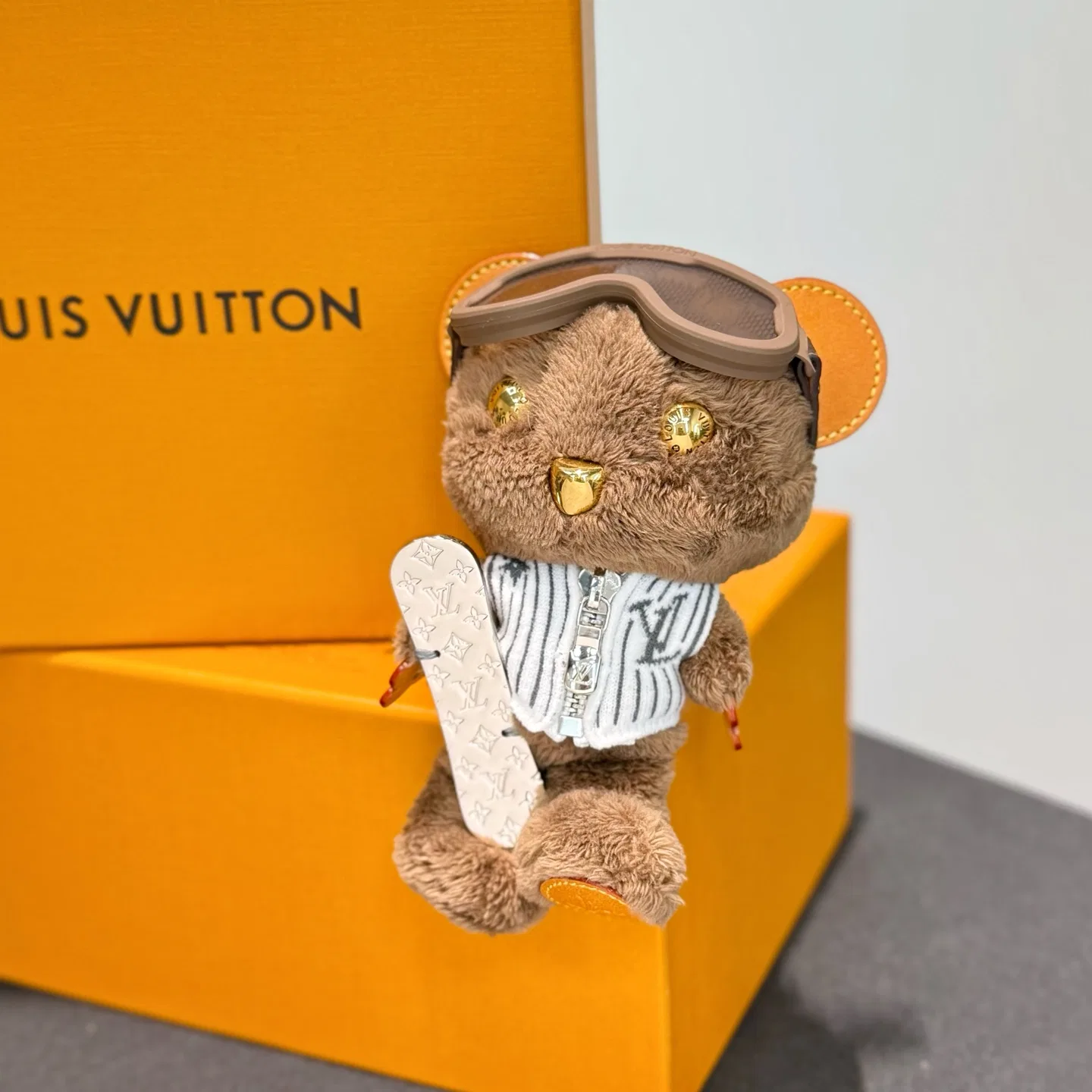 LV 27FW AKUCGHD 071 참 22