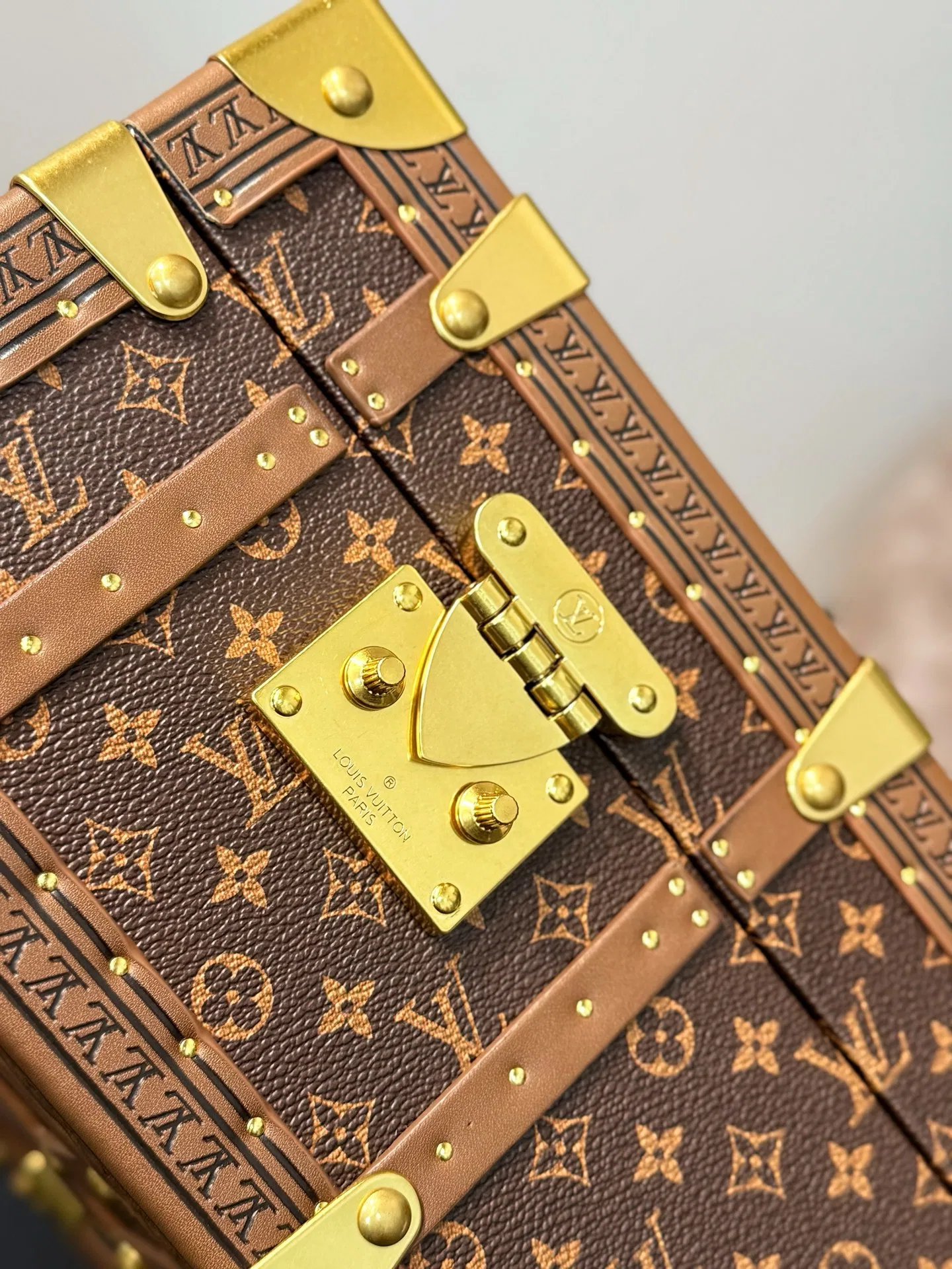 LV 27FW AKUCGHD 075 악세사리보관함 17