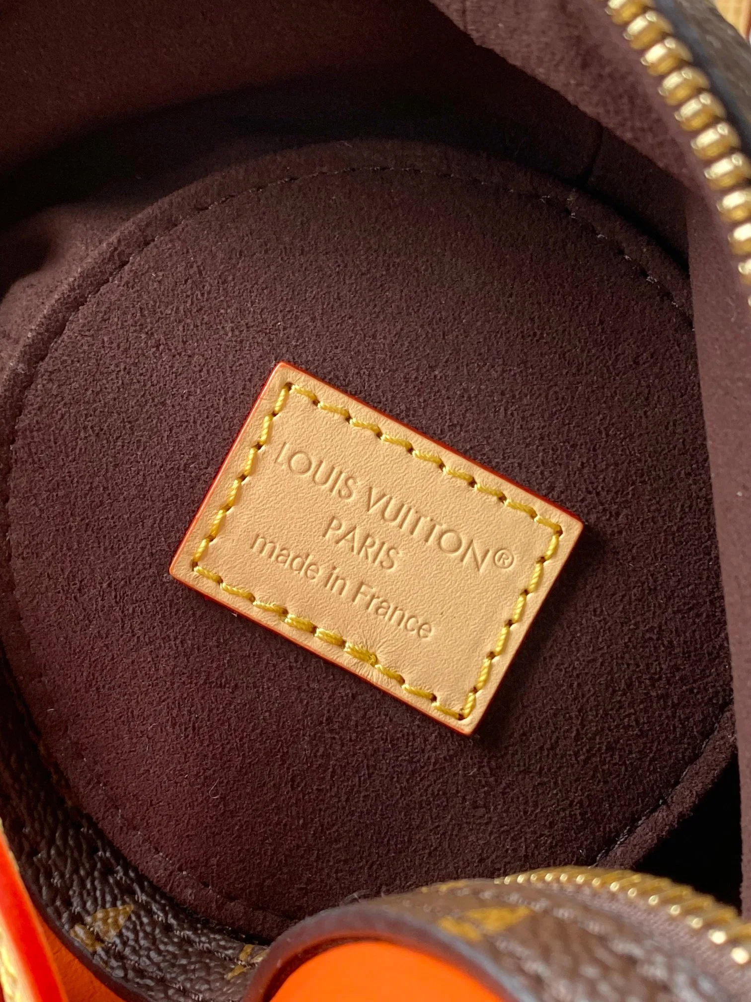 LV 27FW AKUCGHD 087 숄더백 9