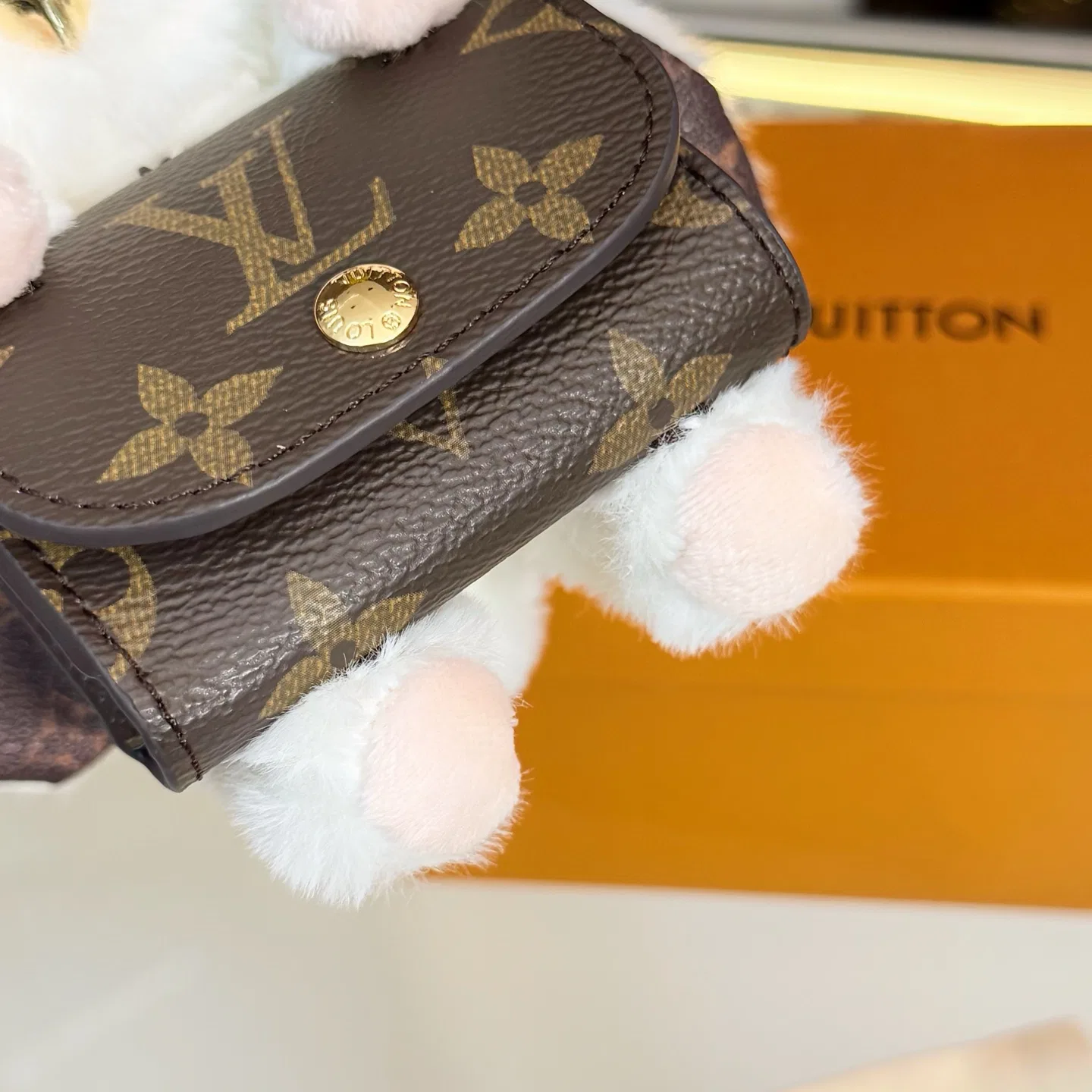 LV 27FW AKUCGHD 089 참 12