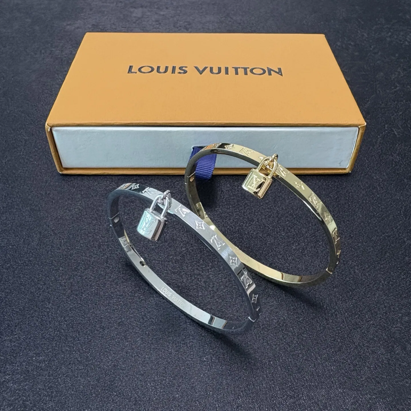 LV 27FW AKUCGHD 091 팔찌 9
