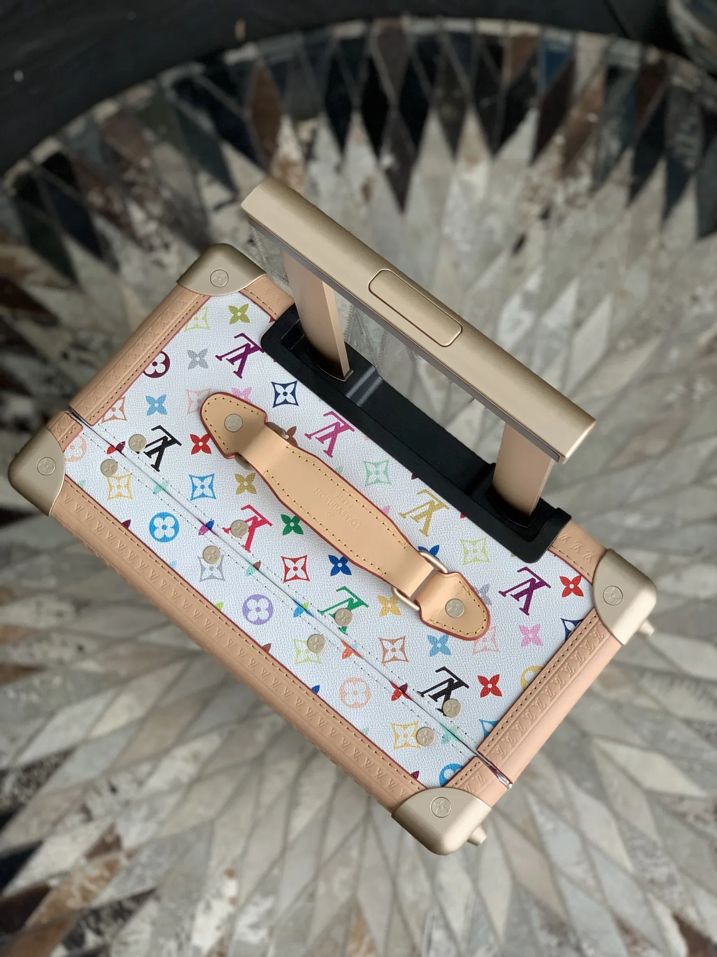 LV 27FW AKUCGHD 093 캐리어 12