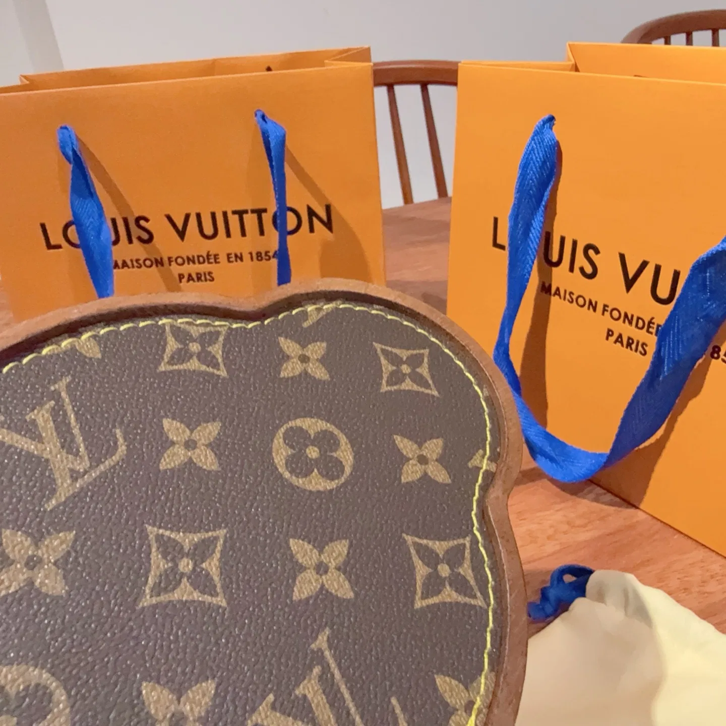 LV 27FW AKUCGHD 095 트레이 11