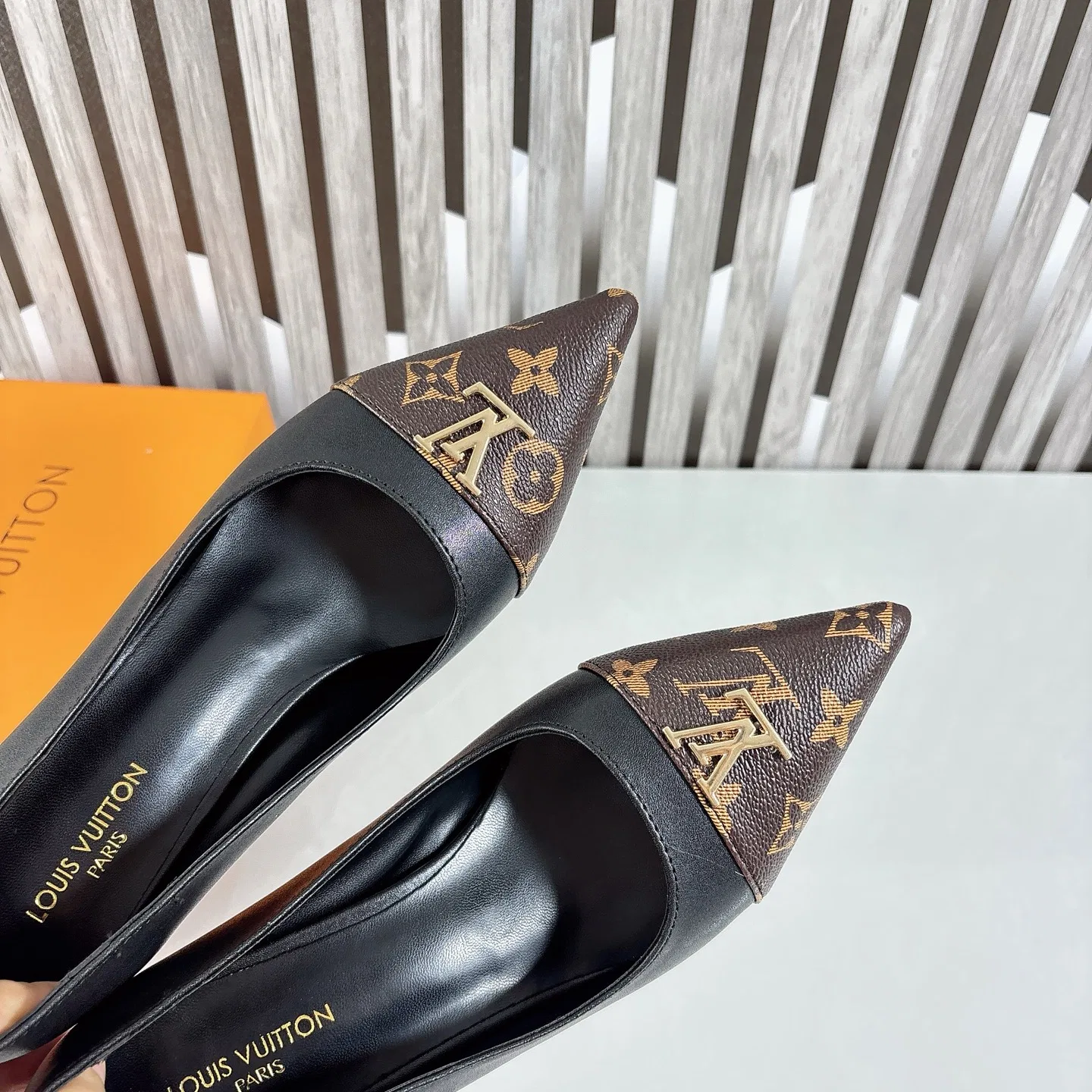 LV 27FW AKUCGHD 096 구두 8