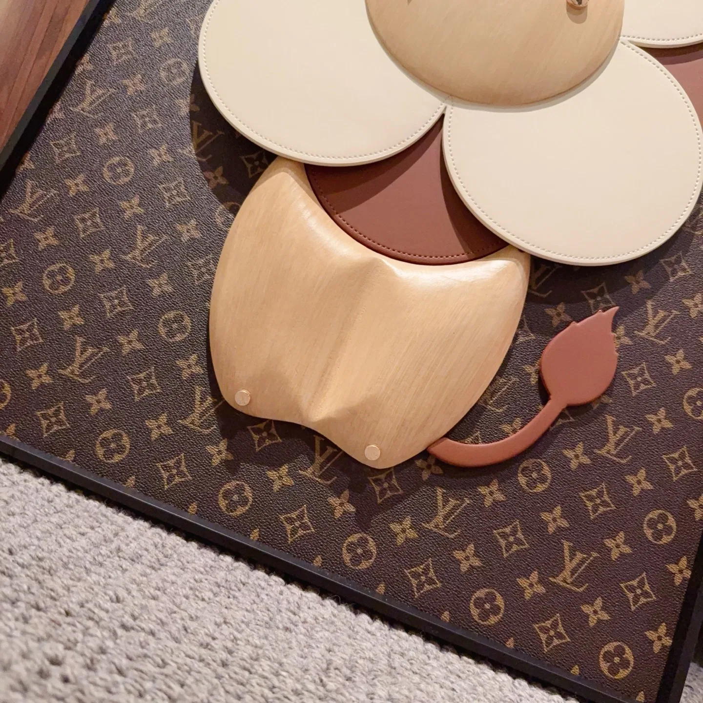 LV 27FW AKUCGHD 098 액자 9