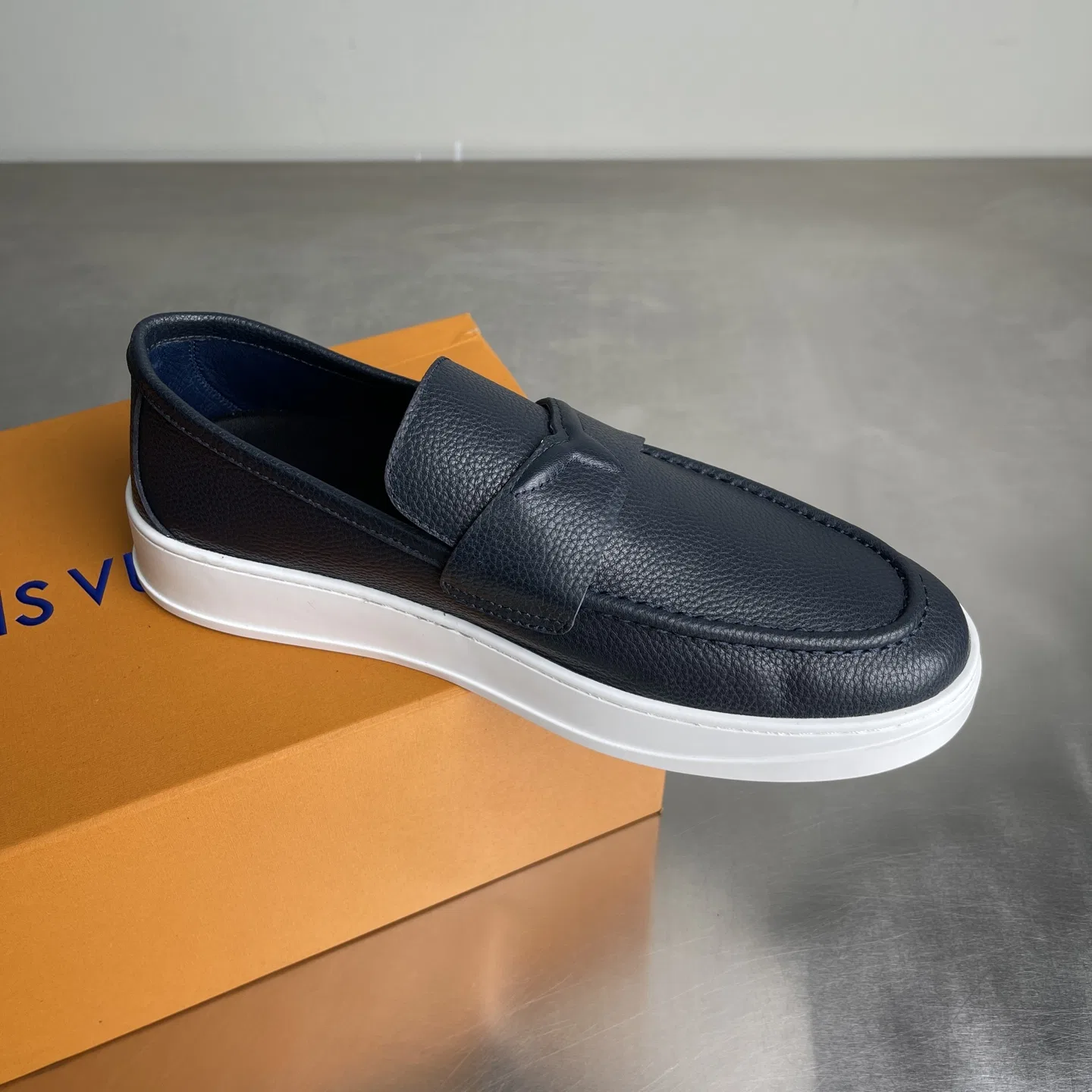 LV 27FW BMLOIMQ 003 로퍼 10