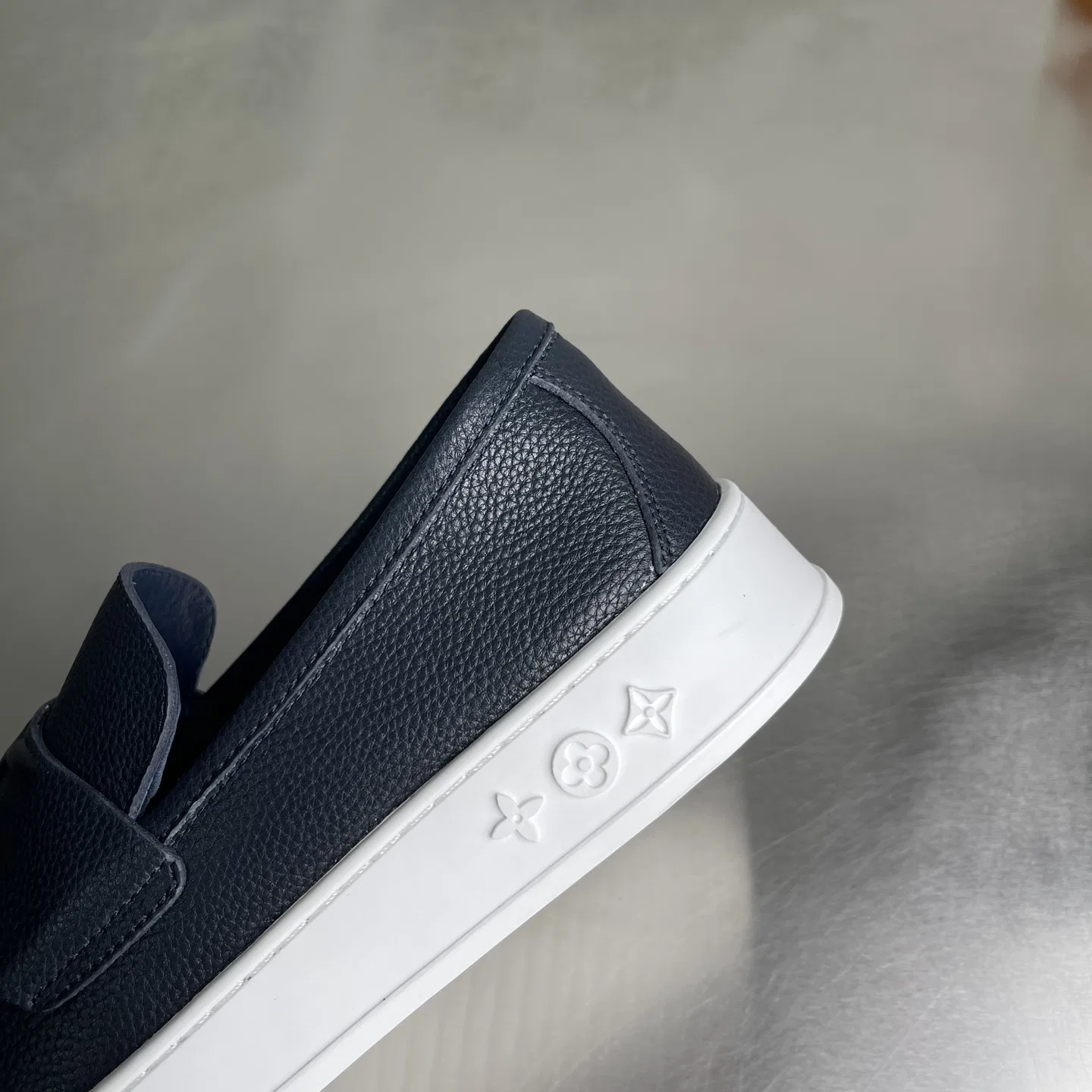 LV 27FW BMLOIMQ 003 로퍼 14