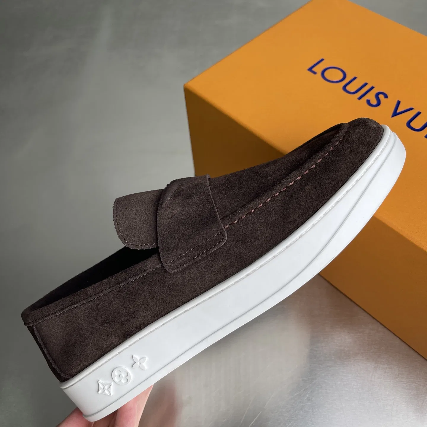 LV 27FW BMLOIMQ 004 로퍼 8