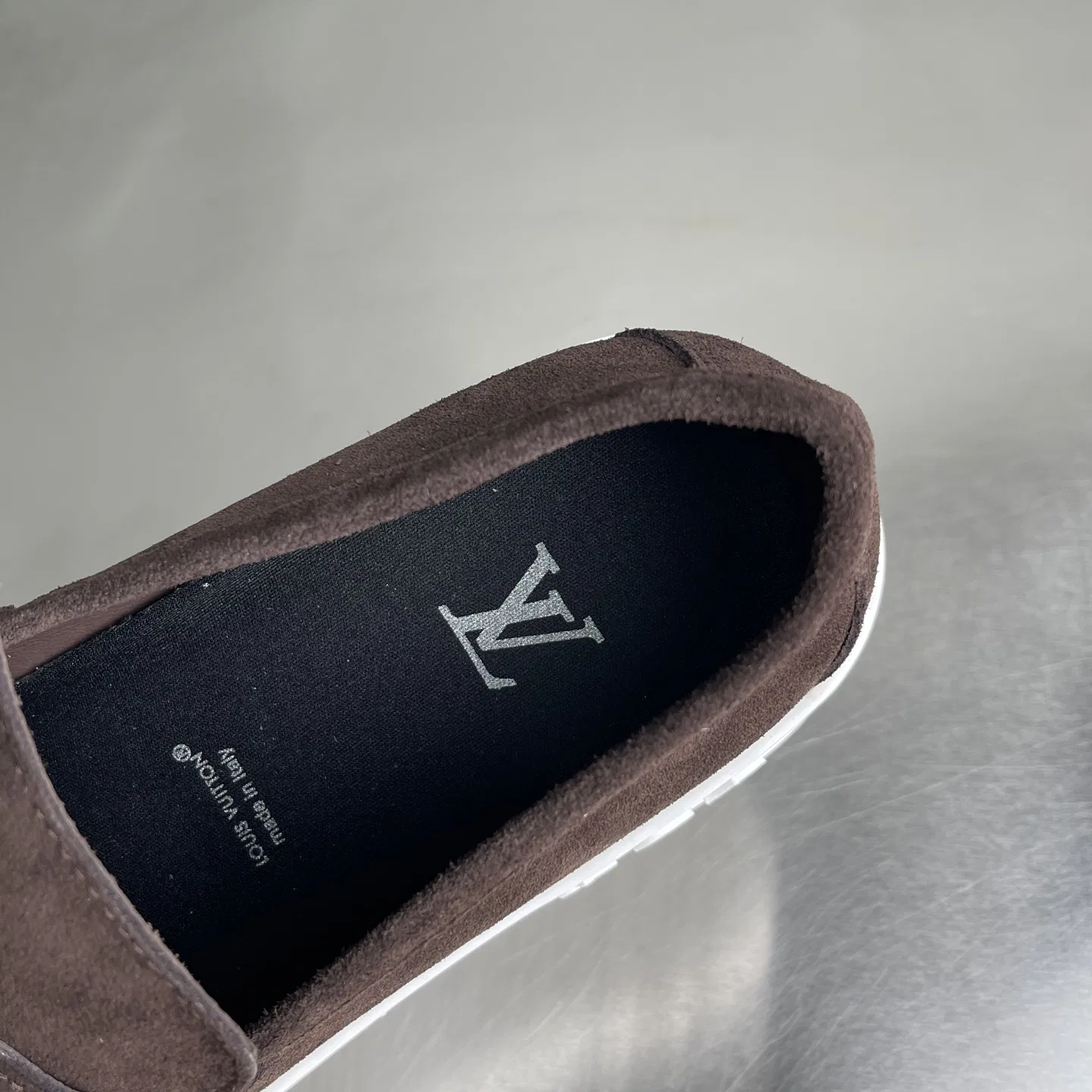 LV 27FW BMLOIMQ 004 로퍼 11
